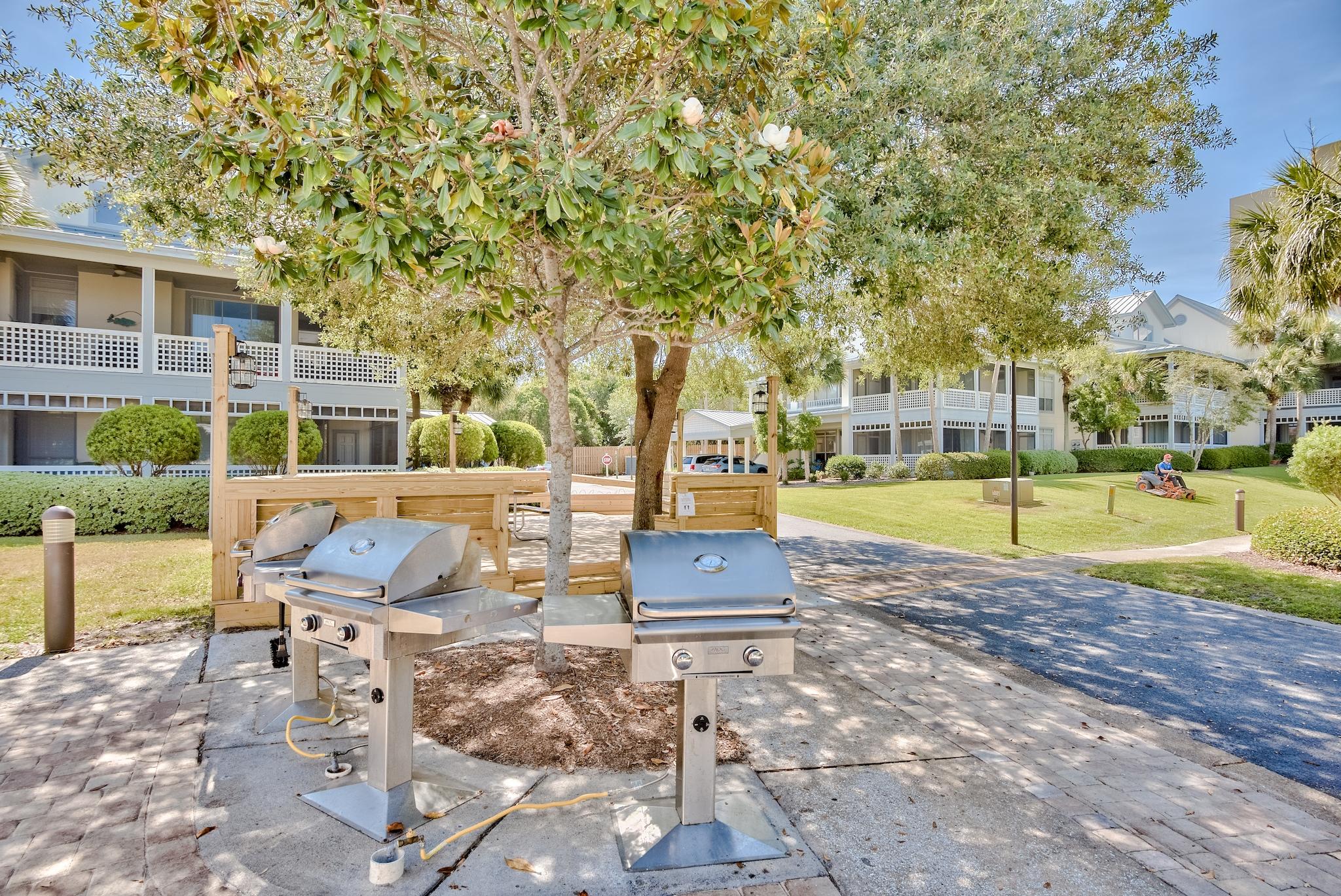 HIDDEN DUNES GRAND VILLAS - Residential