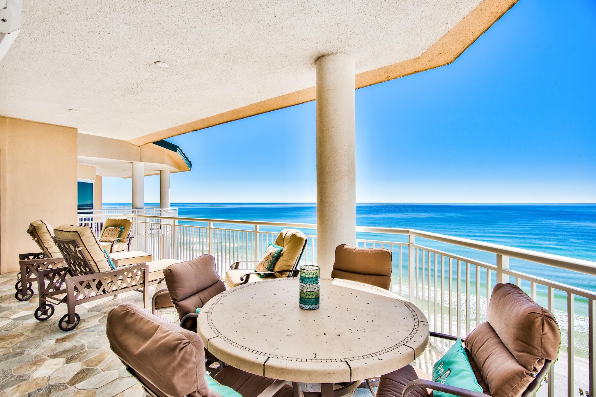 HIDDEN DUNES GRAND VILLAS - Residential