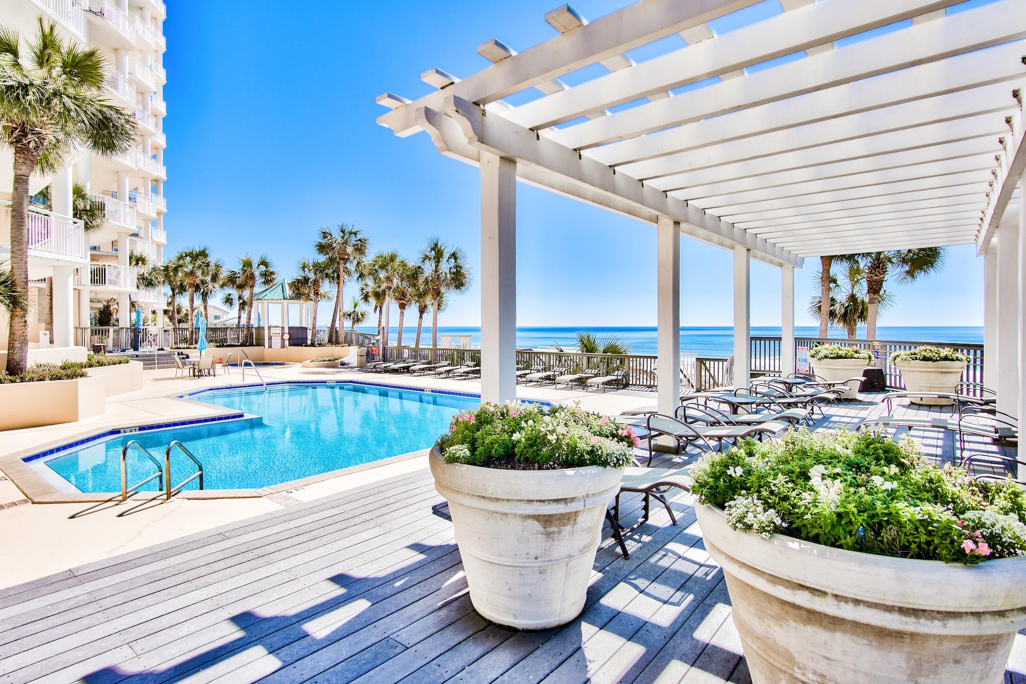 HIDDEN DUNES GRAND VILLAS - Residential