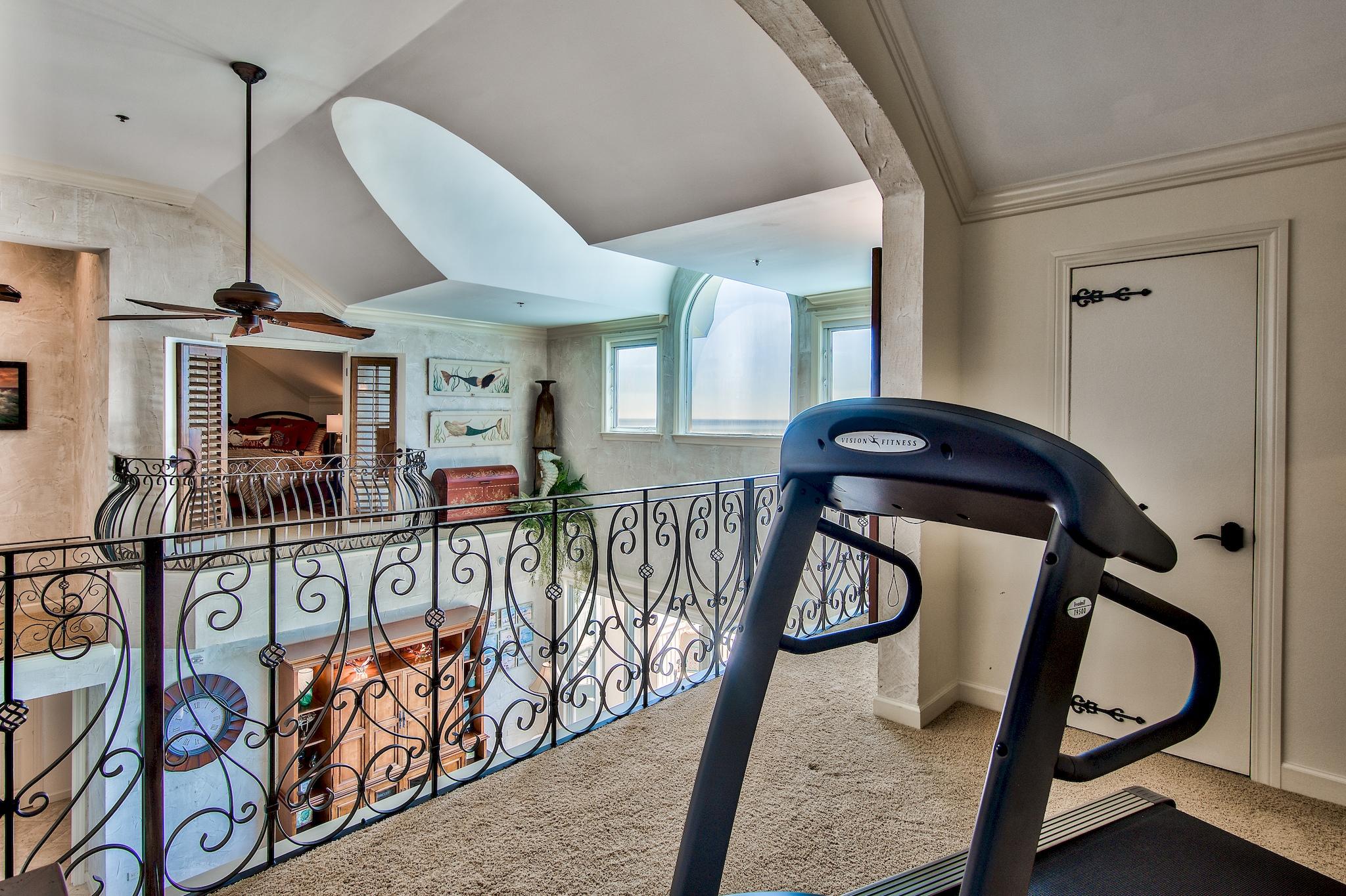 HIDDEN DUNES GRAND VILLAS - Residential