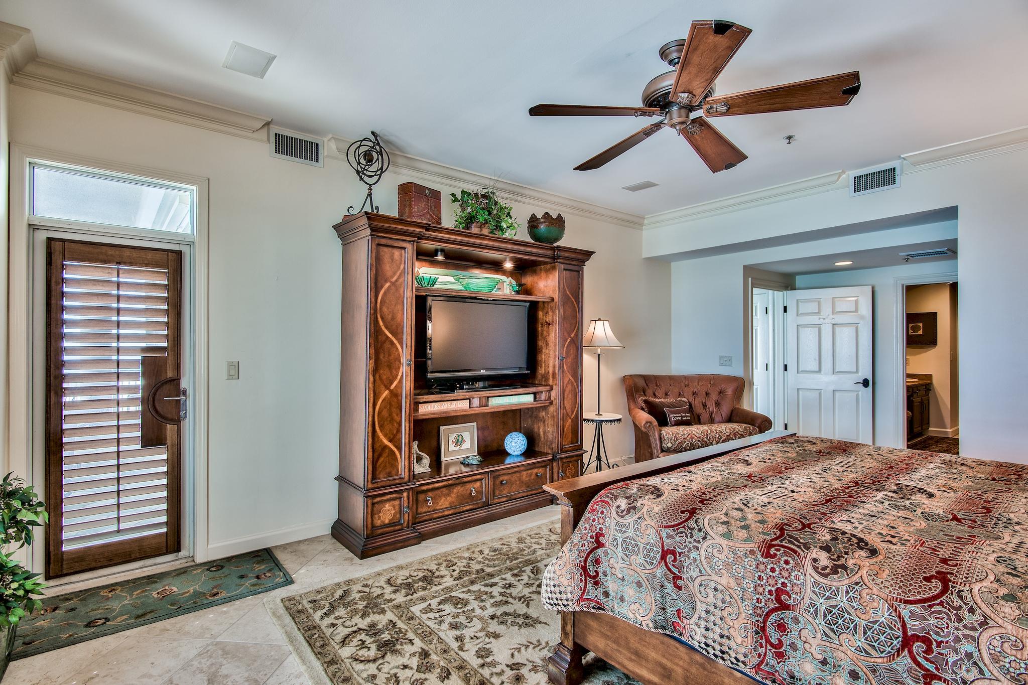HIDDEN DUNES GRAND VILLAS - Residential