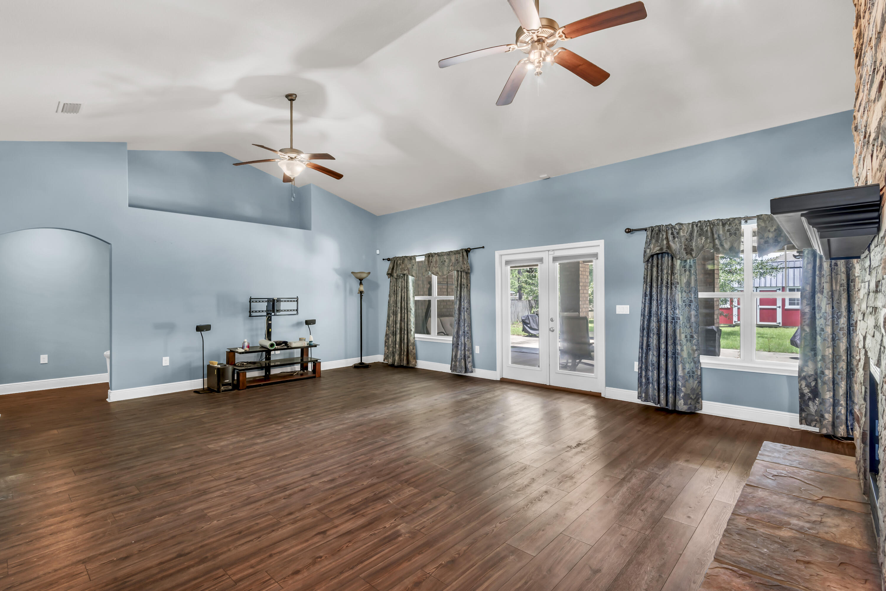 HOLLEY BY THE SEA - Residential