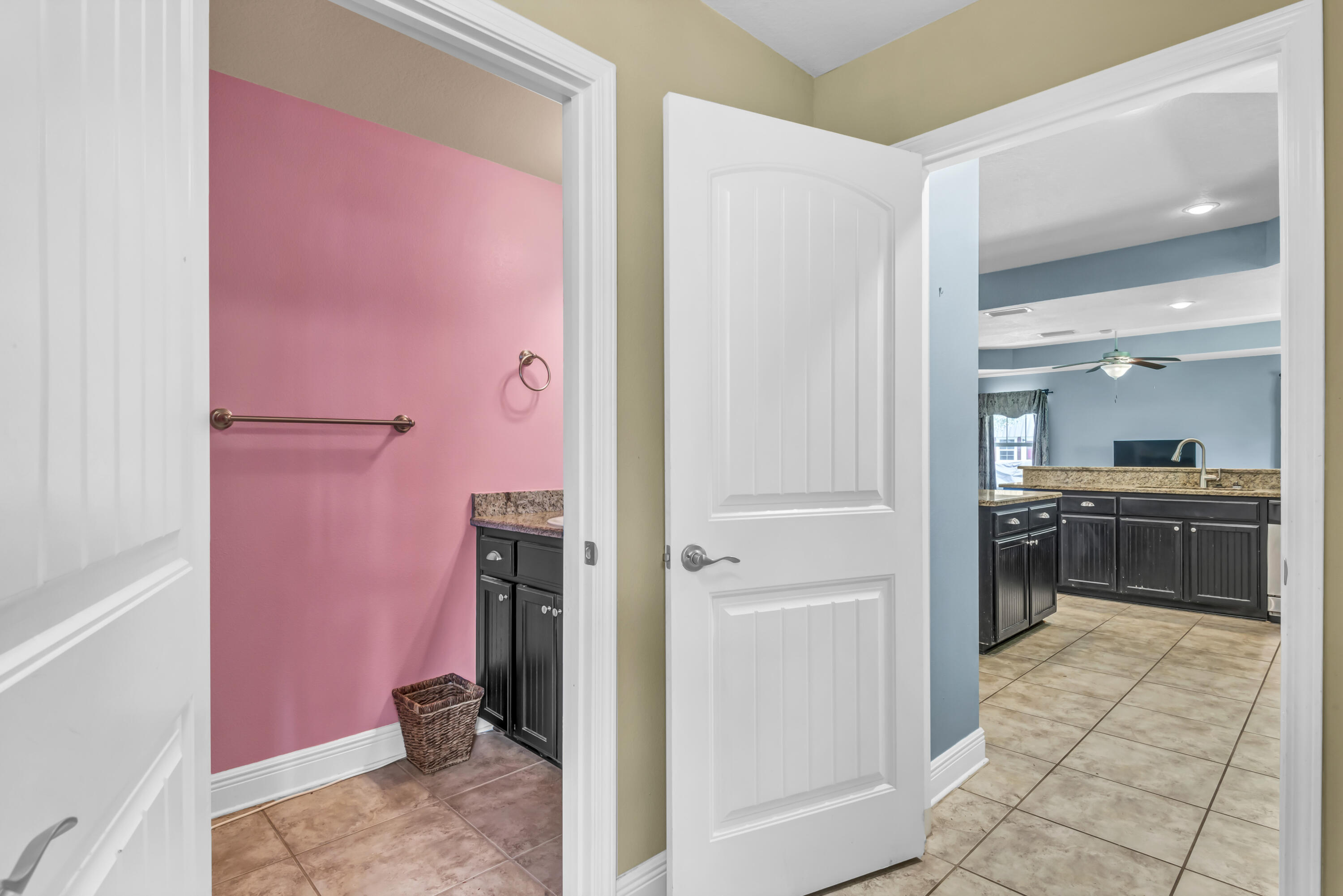 HOLLEY BY THE SEA - Residential