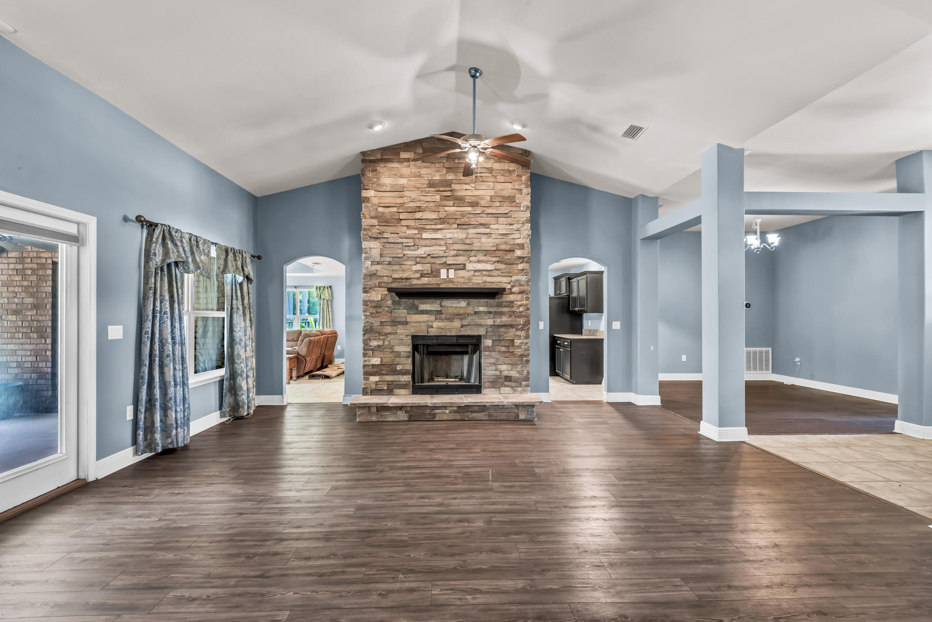 HOLLEY BY THE SEA - Residential