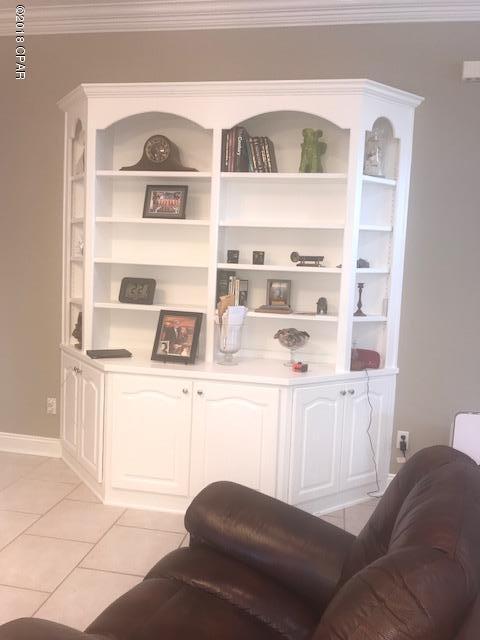 SUMMER BREEZE - Residential