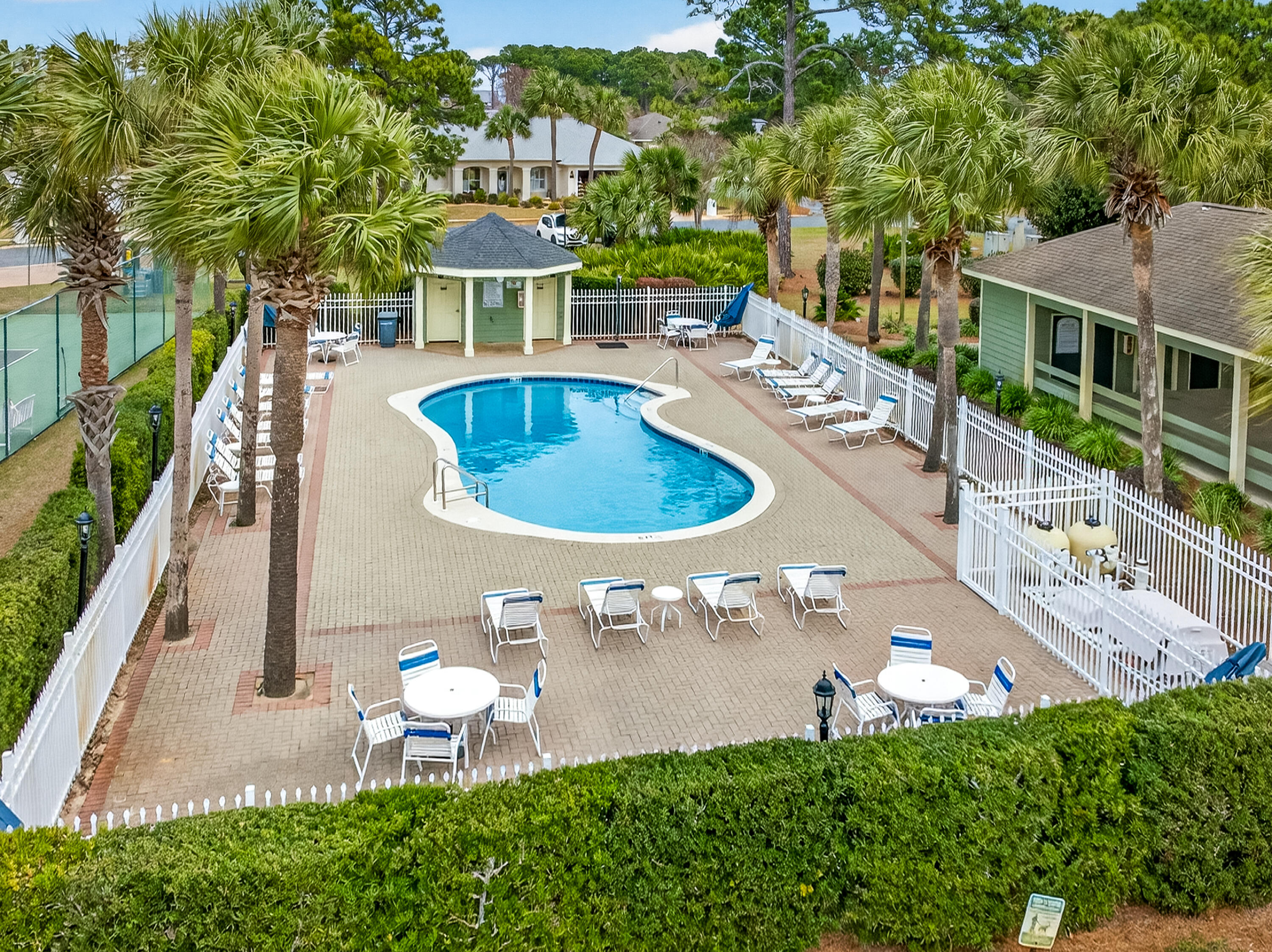 BAYSIDE - Residential