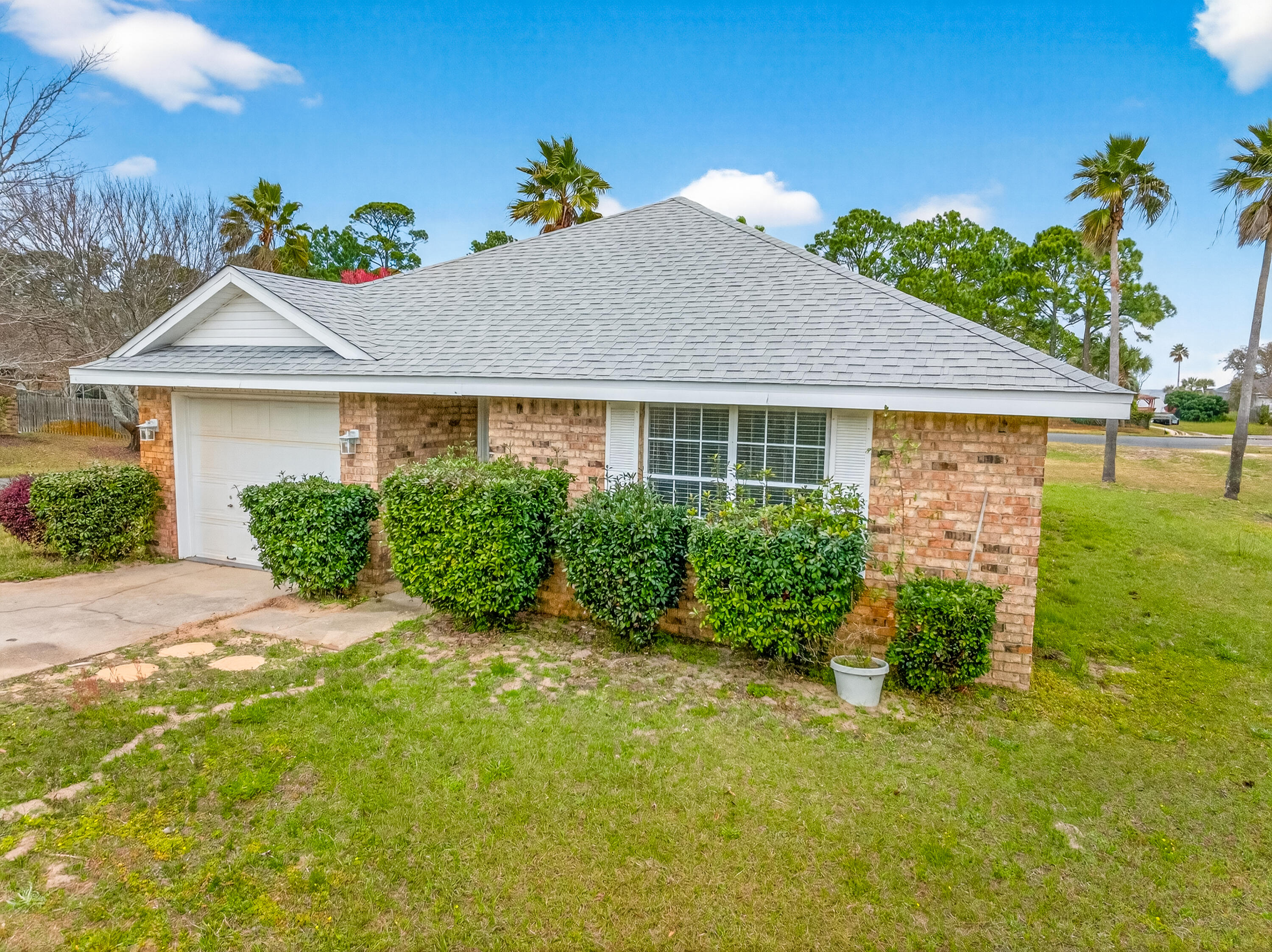 BAYSIDE - Residential