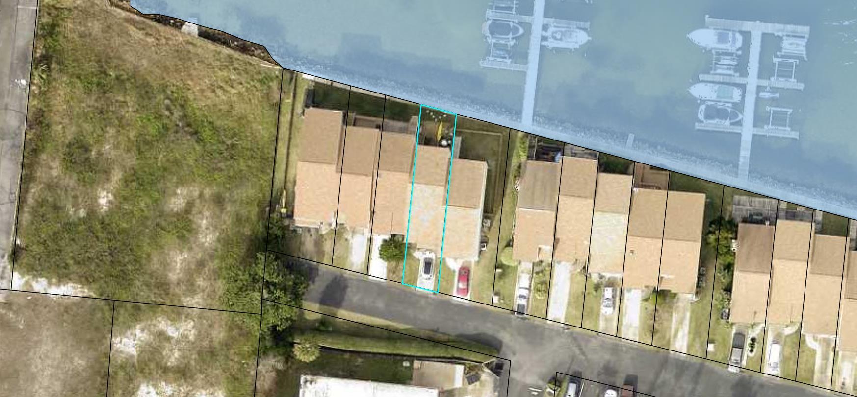 Bayou Pines Townhomes - Residential