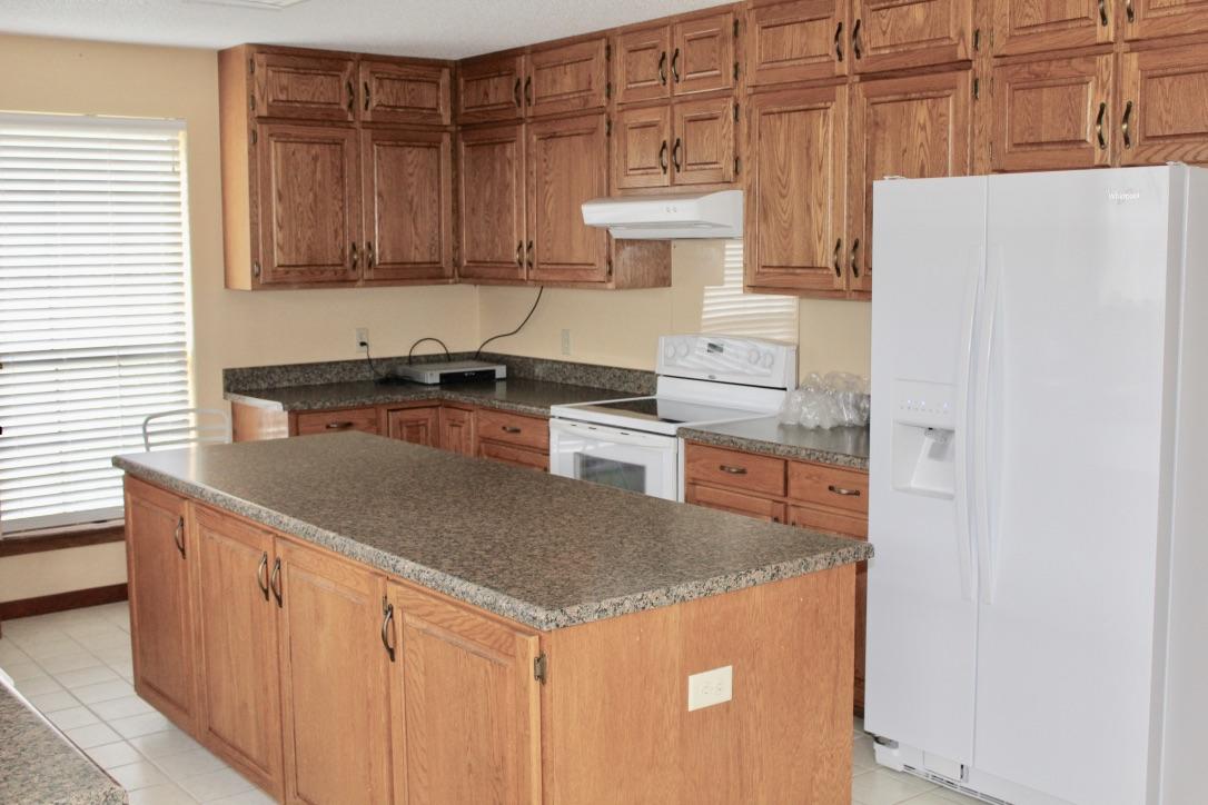 647 Hubbard Street - Residential