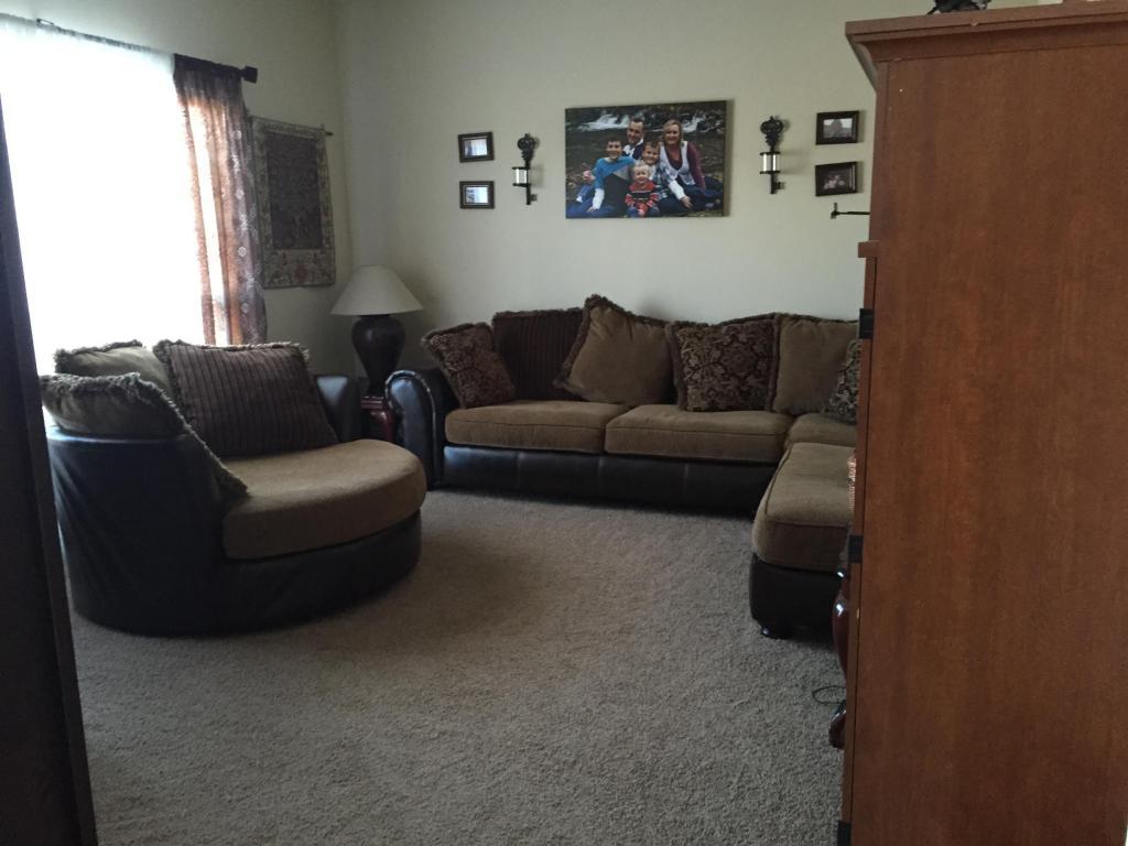 LIBERTY OAKS - Residential Lease