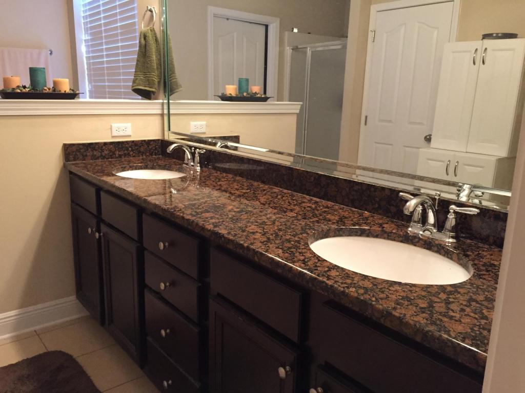 LIBERTY OAKS - Residential Lease