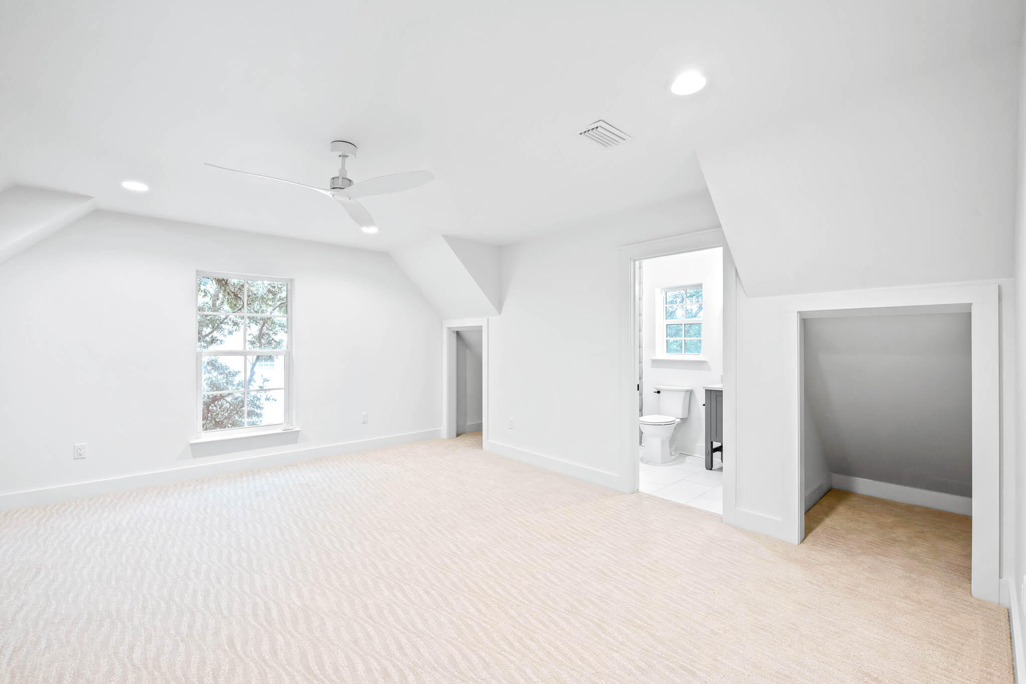 SEABREEZE - Residential