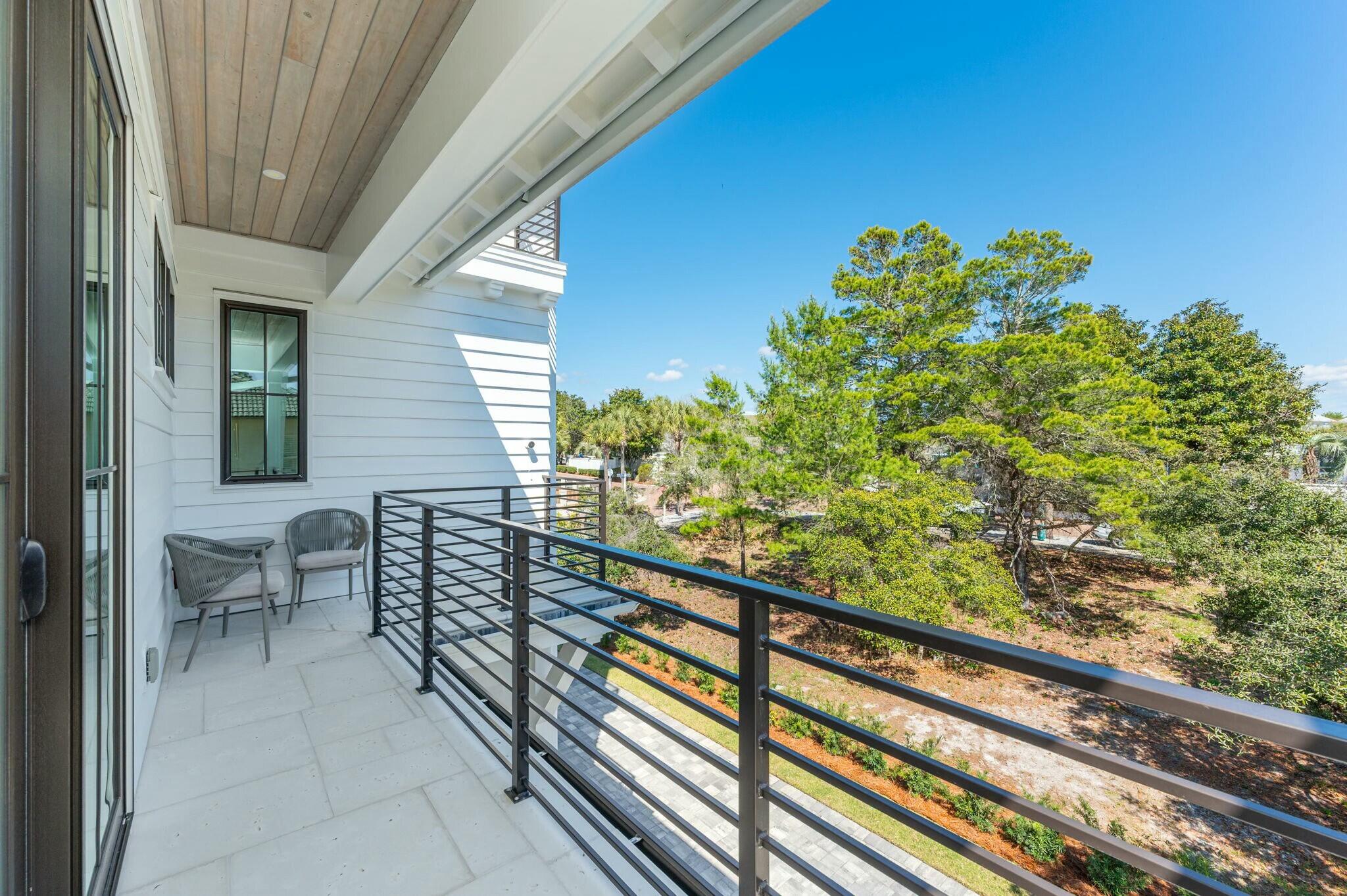 VILLAGE OF WHITE CLIFFS THE - Residential