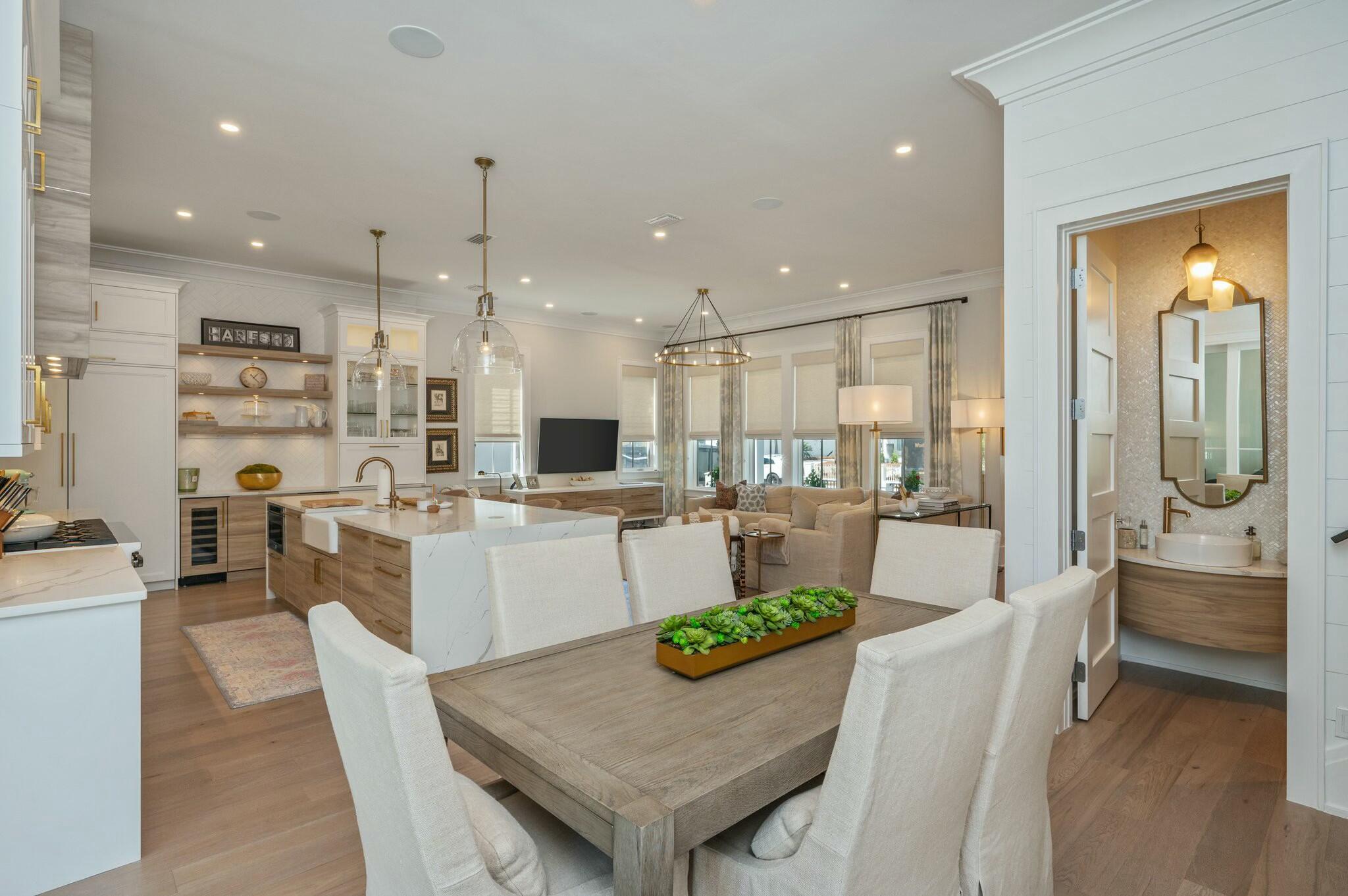 VILLAGE OF WHITE CLIFFS THE - Residential