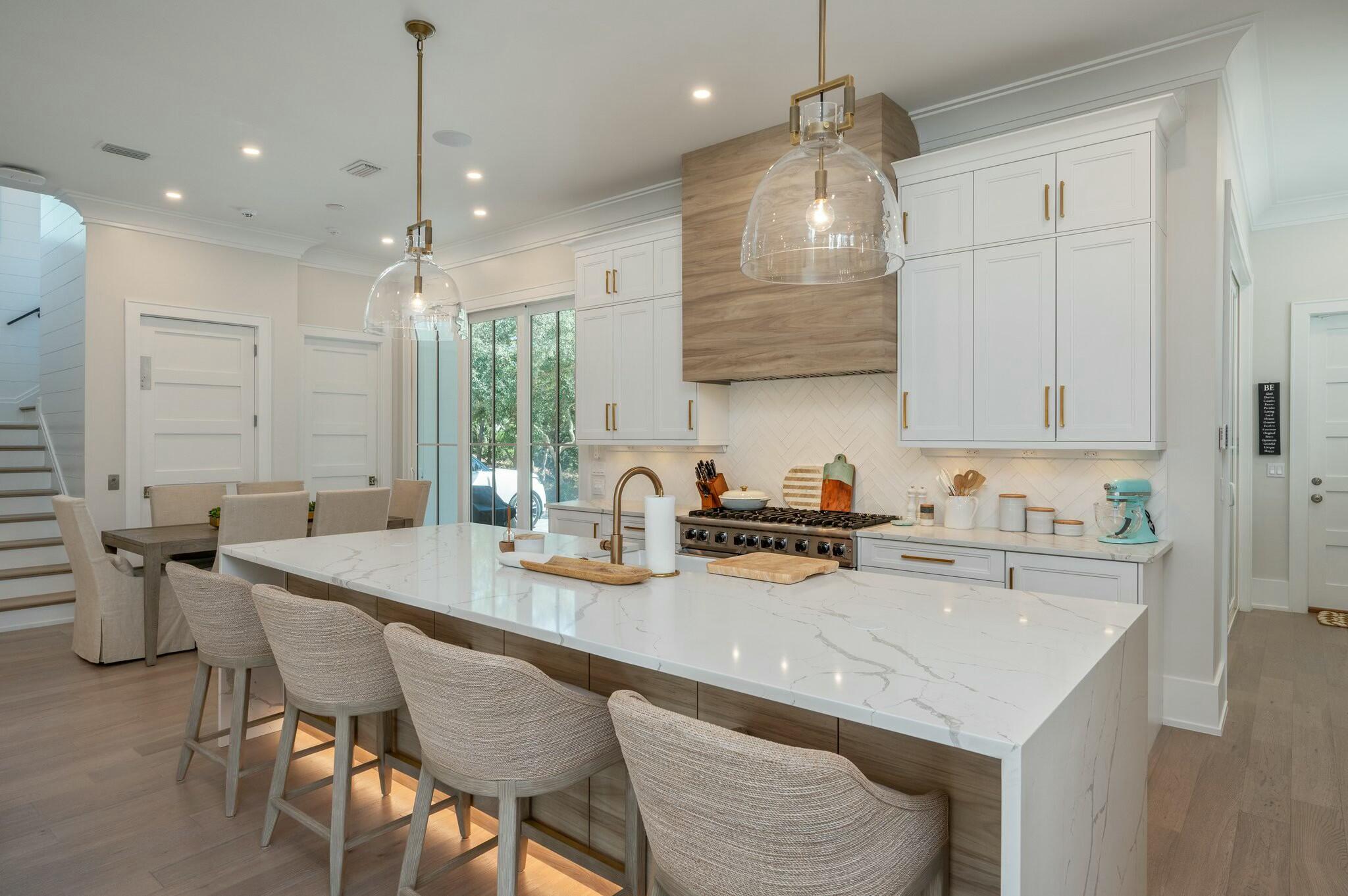 VILLAGE OF WHITE CLIFFS THE - Residential