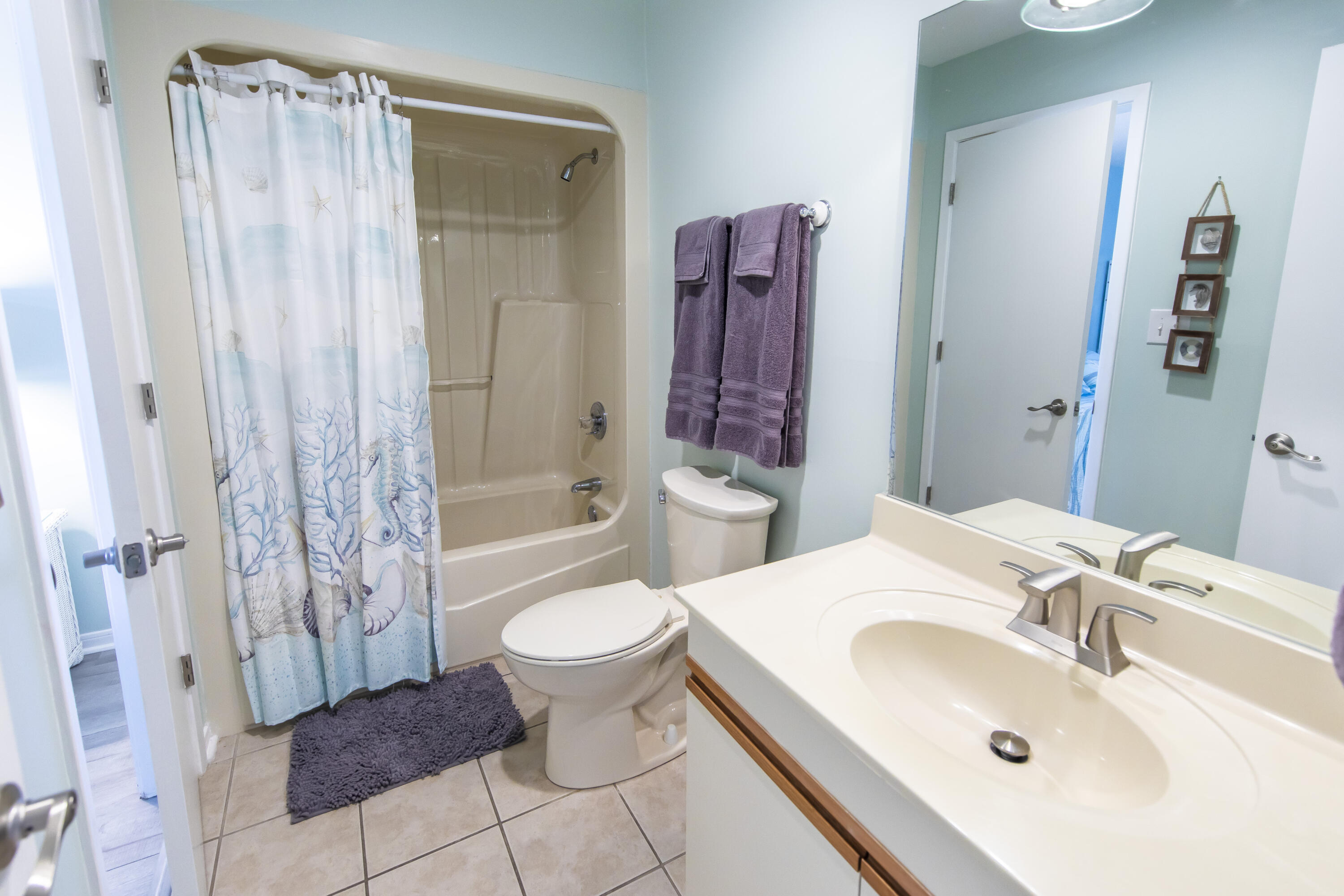 EDGEWATER GOLF VILLAS 2A CONDO - Residential
