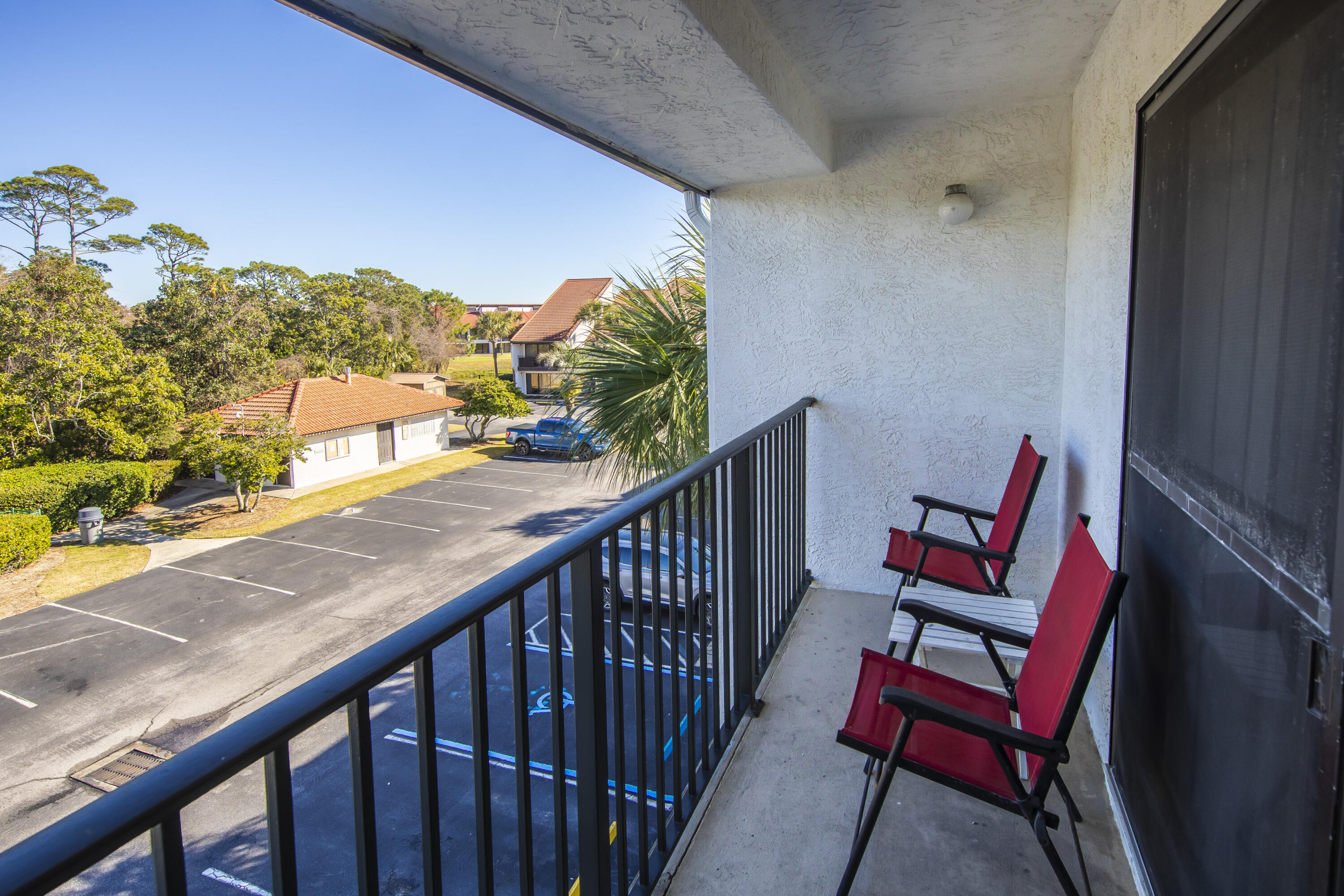 EDGEWATER GOLF VILLAS 2A CONDO - Residential