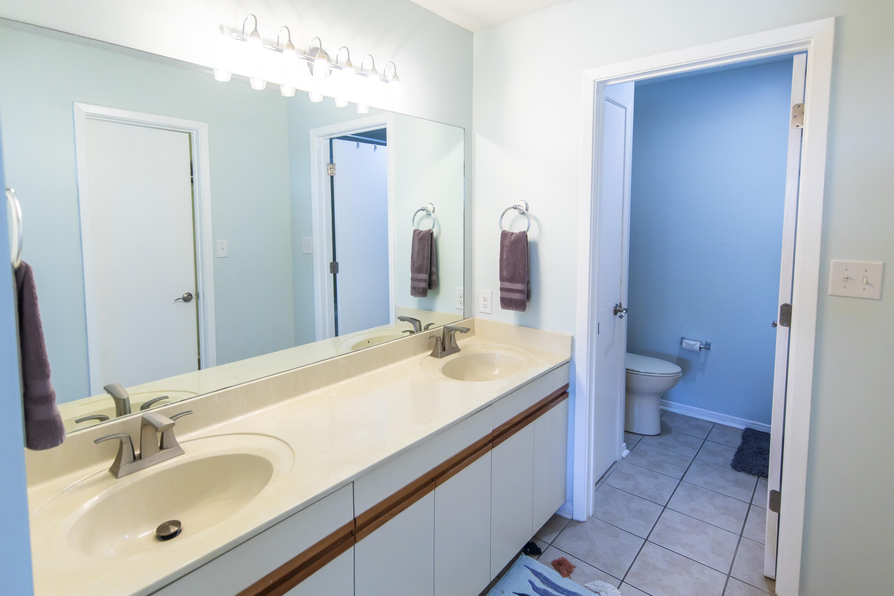 EDGEWATER GOLF VILLAS 2A CONDO - Residential
