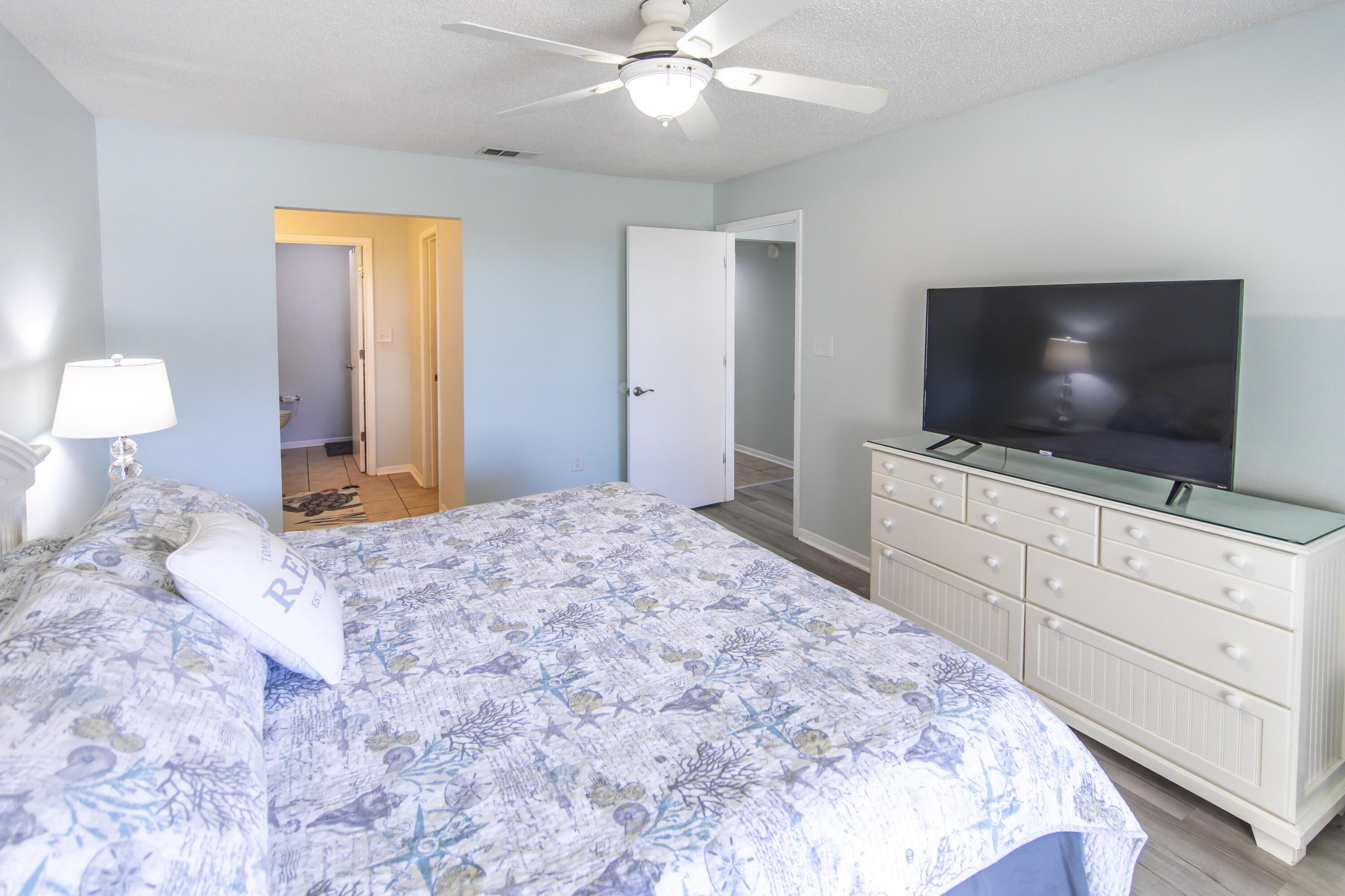 EDGEWATER GOLF VILLAS 2A CONDO - Residential
