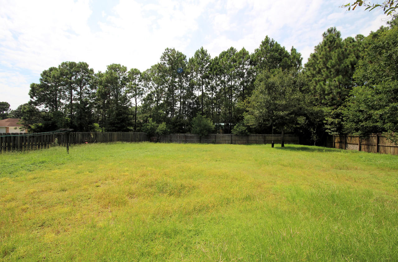 Navarre 2nd add lot 15 Blk 47 - Residential