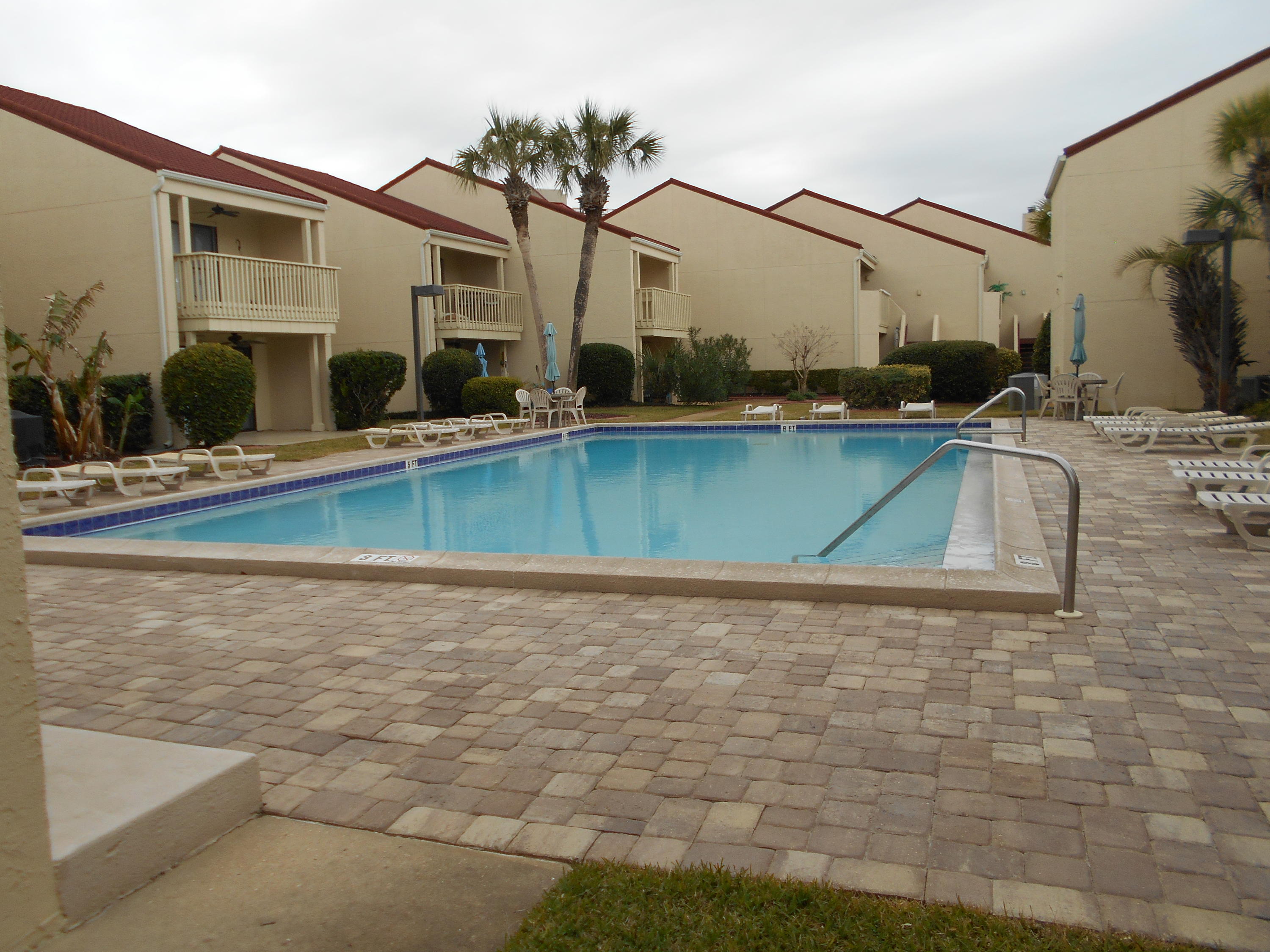 CLIPPER COVE T/H - Residential Lease