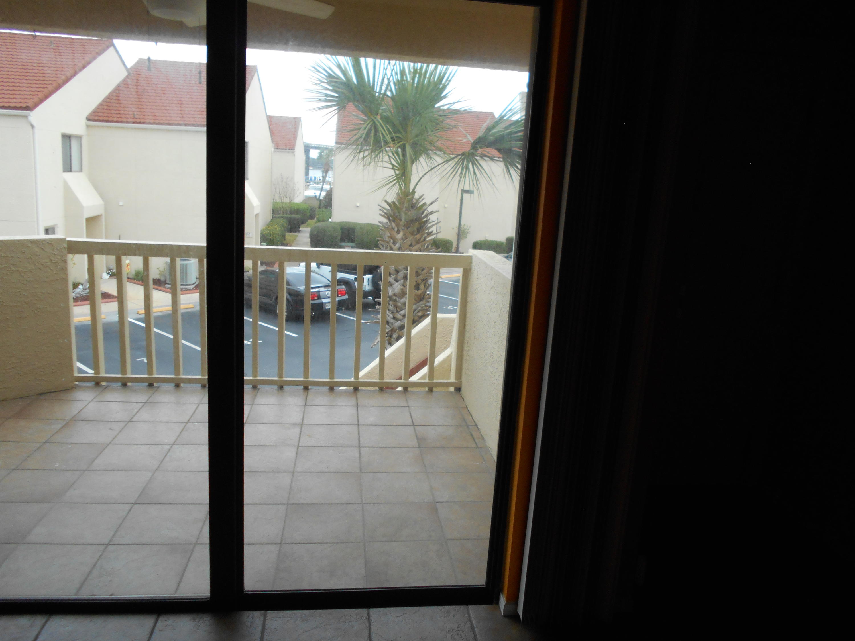 CLIPPER COVE T/H - Residential Lease