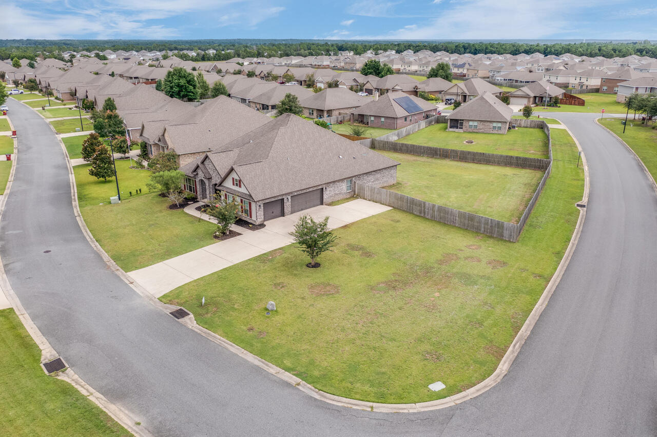 REDSTONE ESTATES - Residential