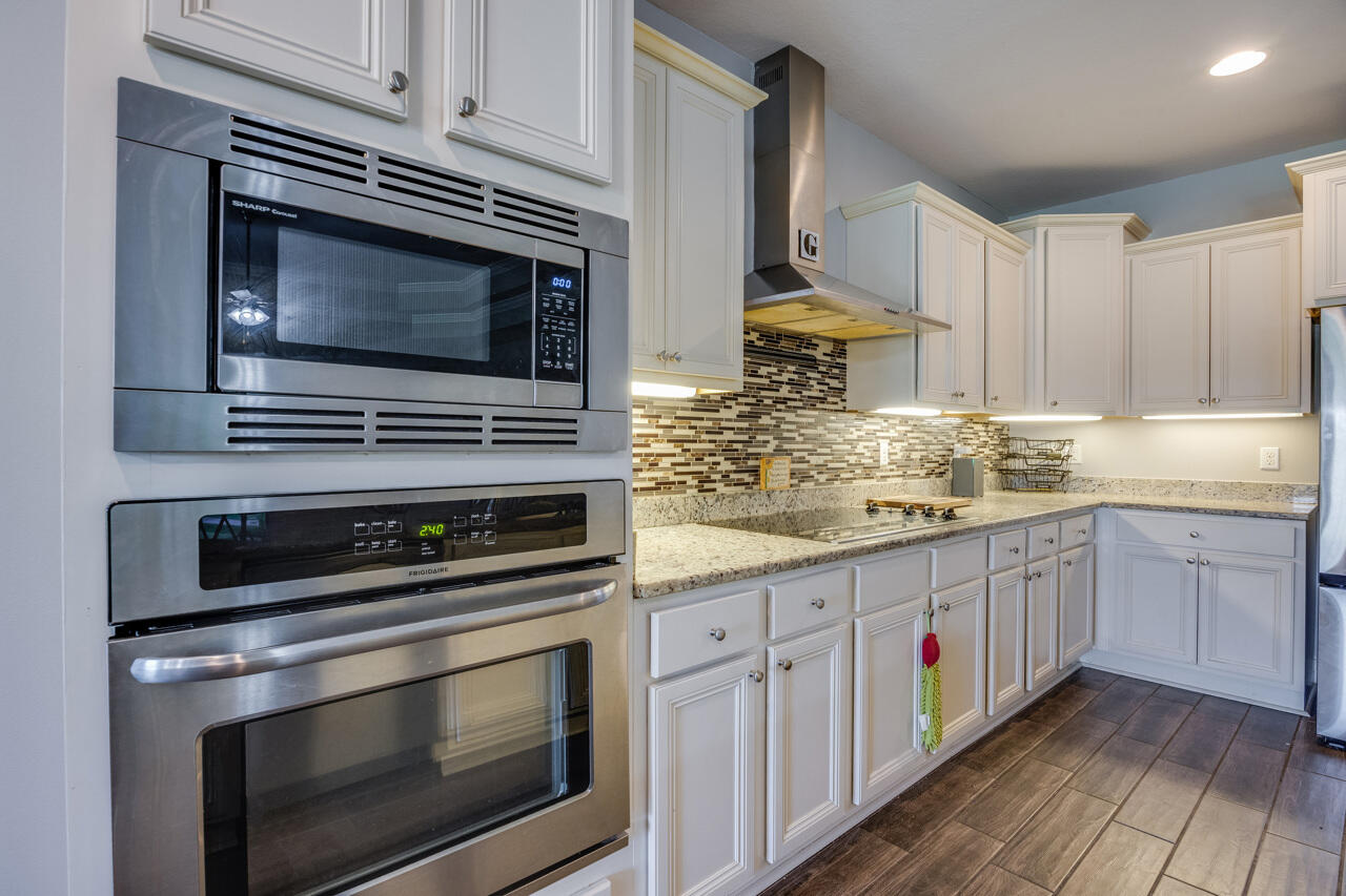 REDSTONE ESTATES - Residential