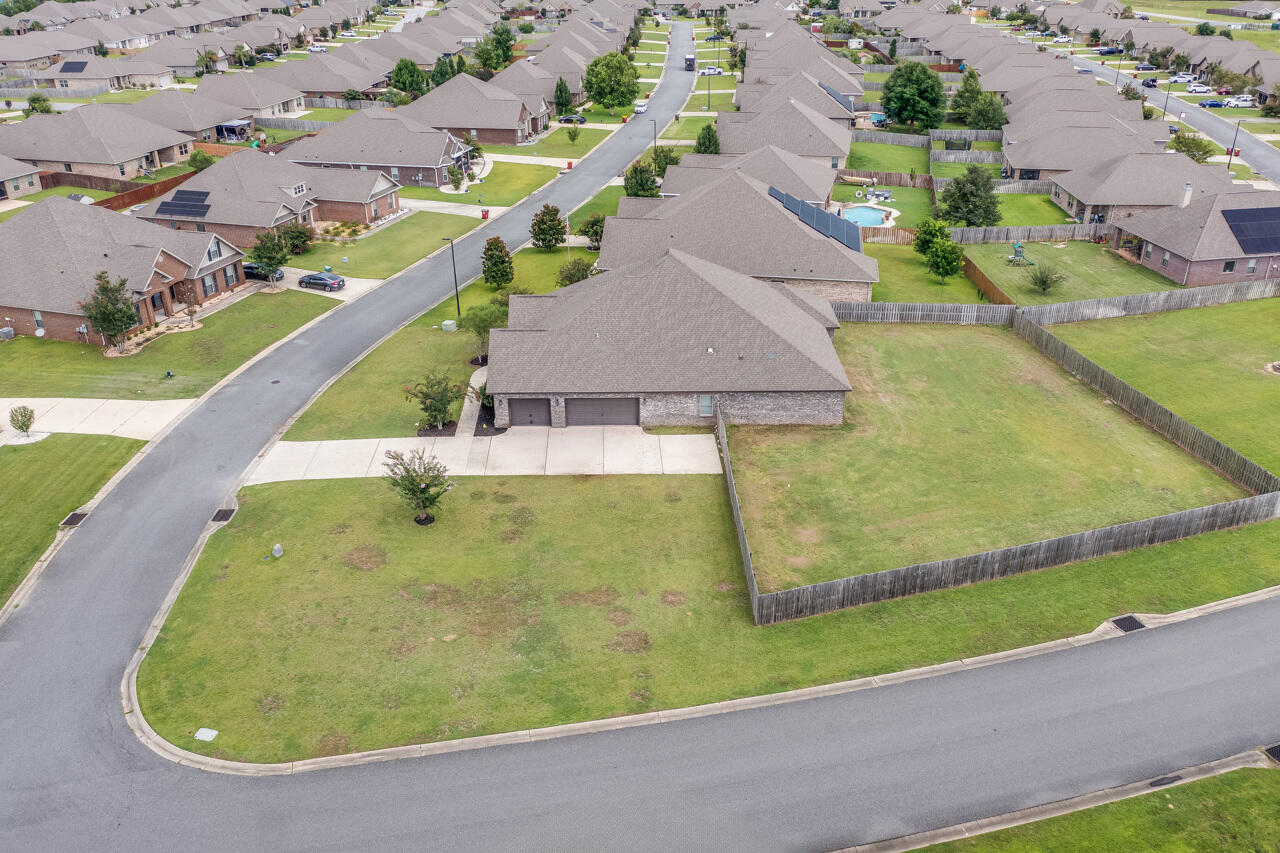 REDSTONE ESTATES - Residential