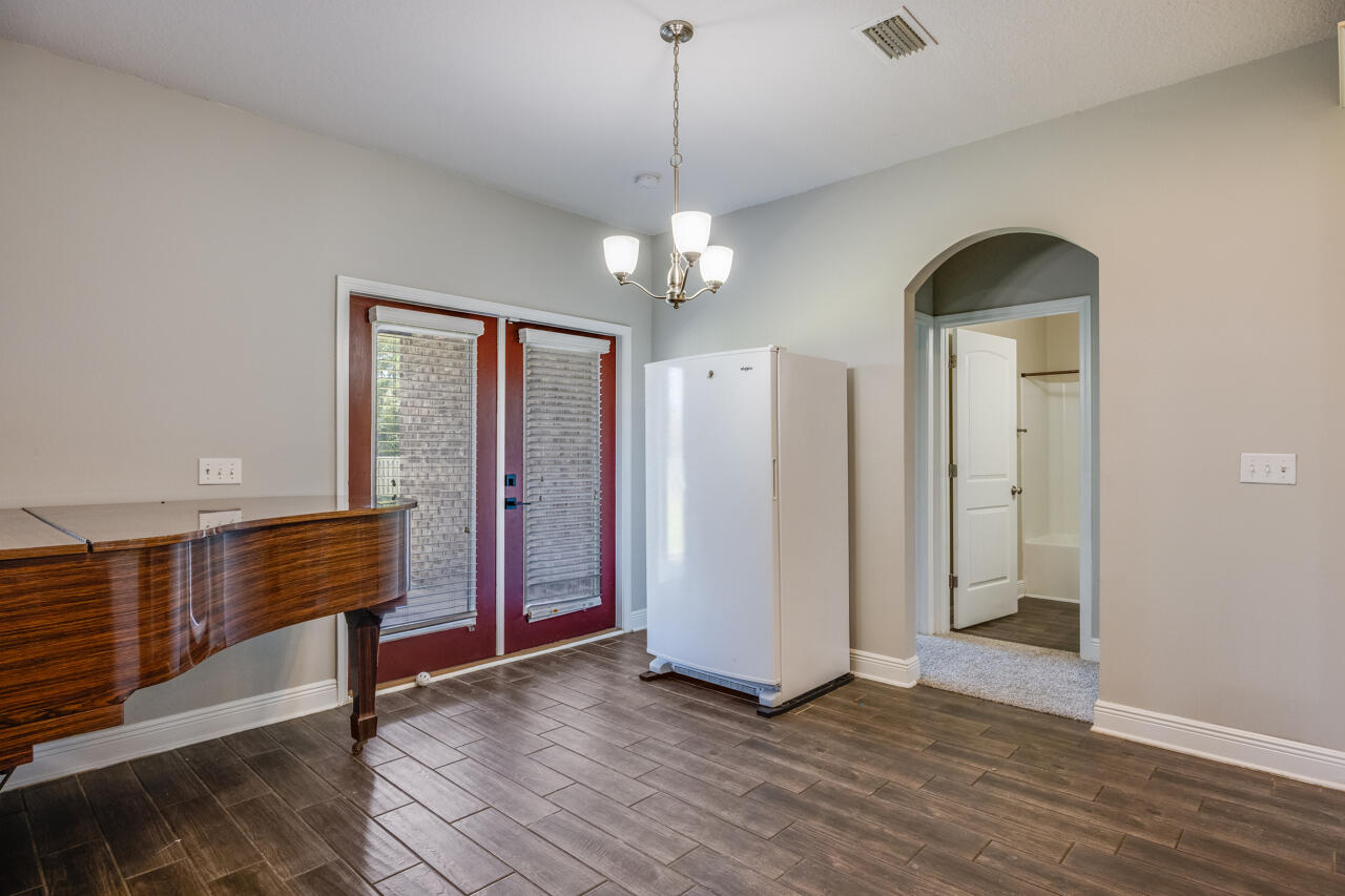 REDSTONE ESTATES - Residential