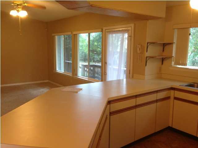 COUNTRY CLUB ESTATES 1 OF CRESTVIEW - Residential