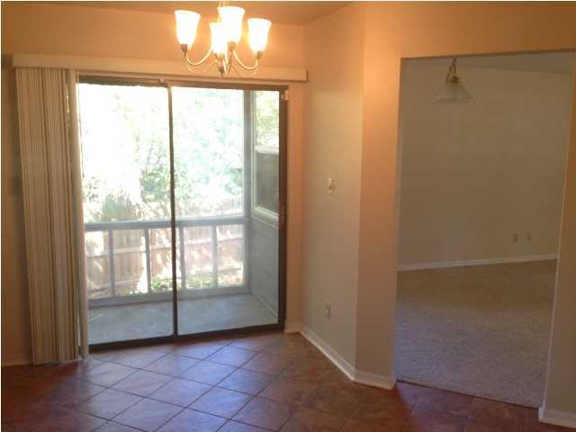 COUNTRY CLUB ESTATES 1 OF CRESTVIEW - Residential