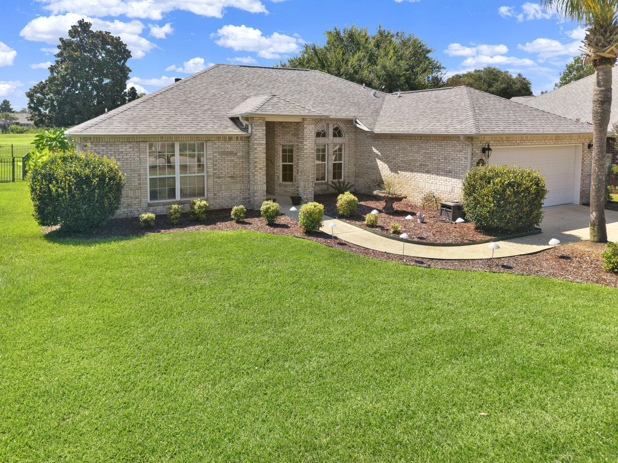 CREEKS EDGE THE - Residential