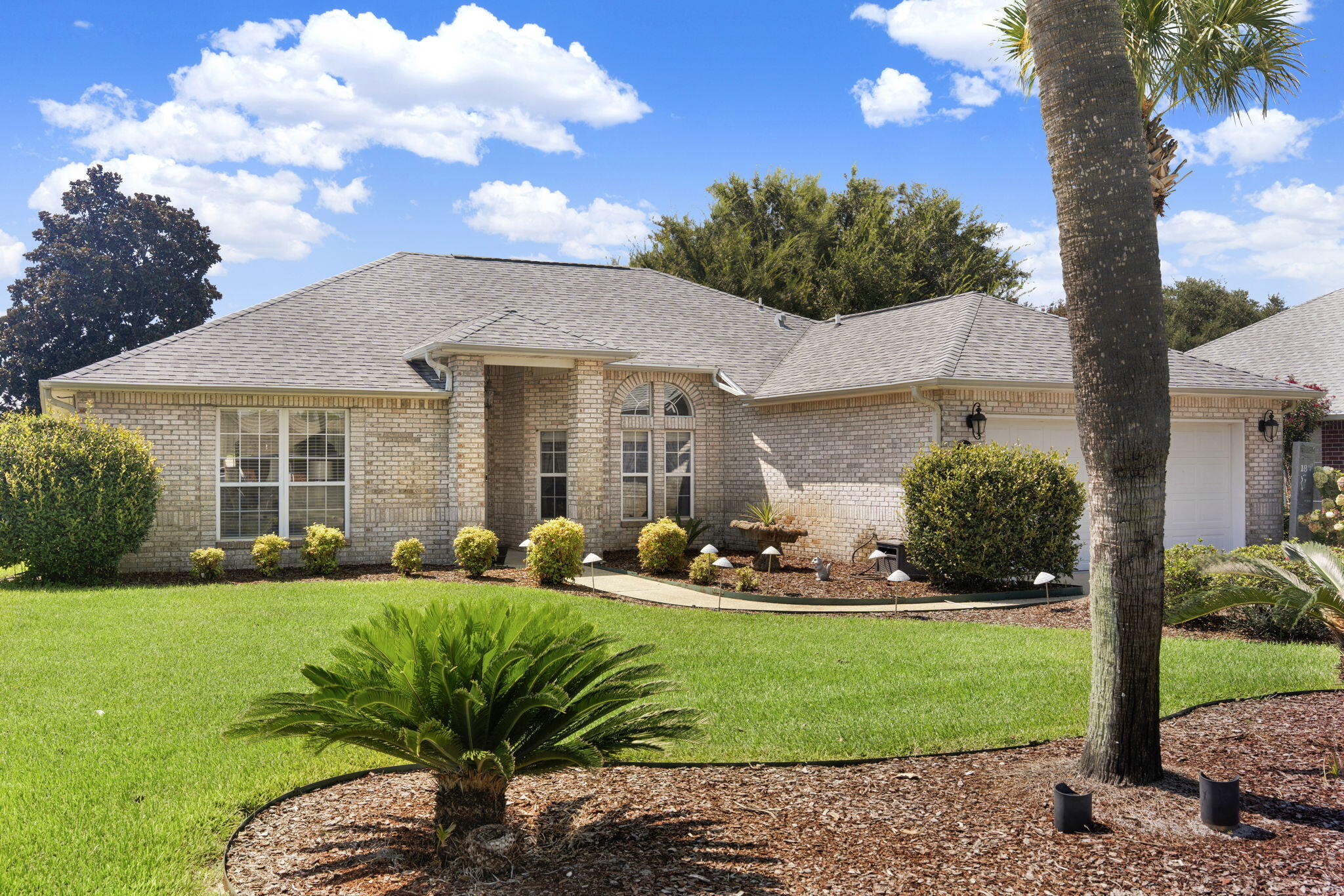 CREEKS EDGE THE - Residential