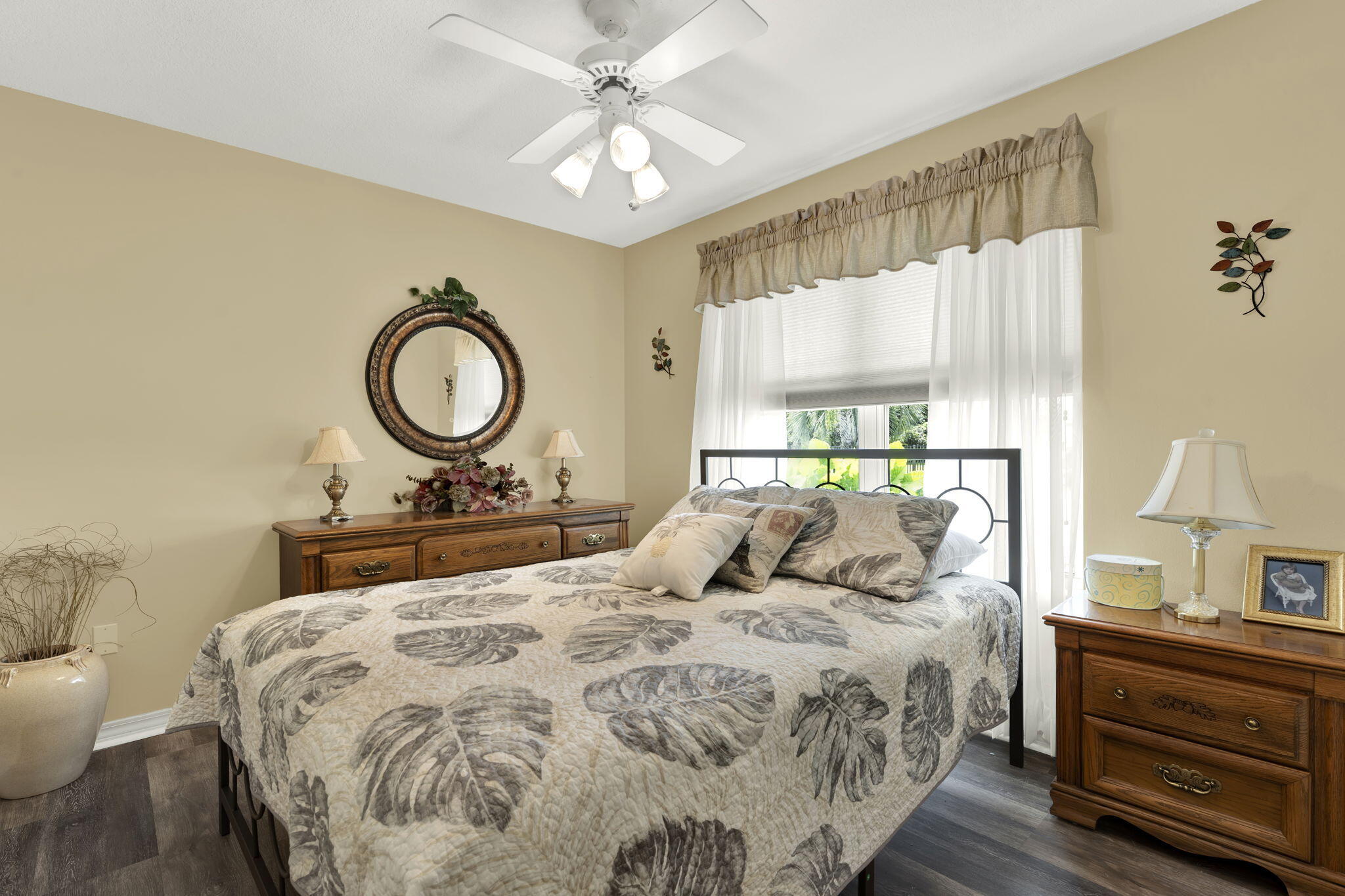CREEKS EDGE THE - Residential