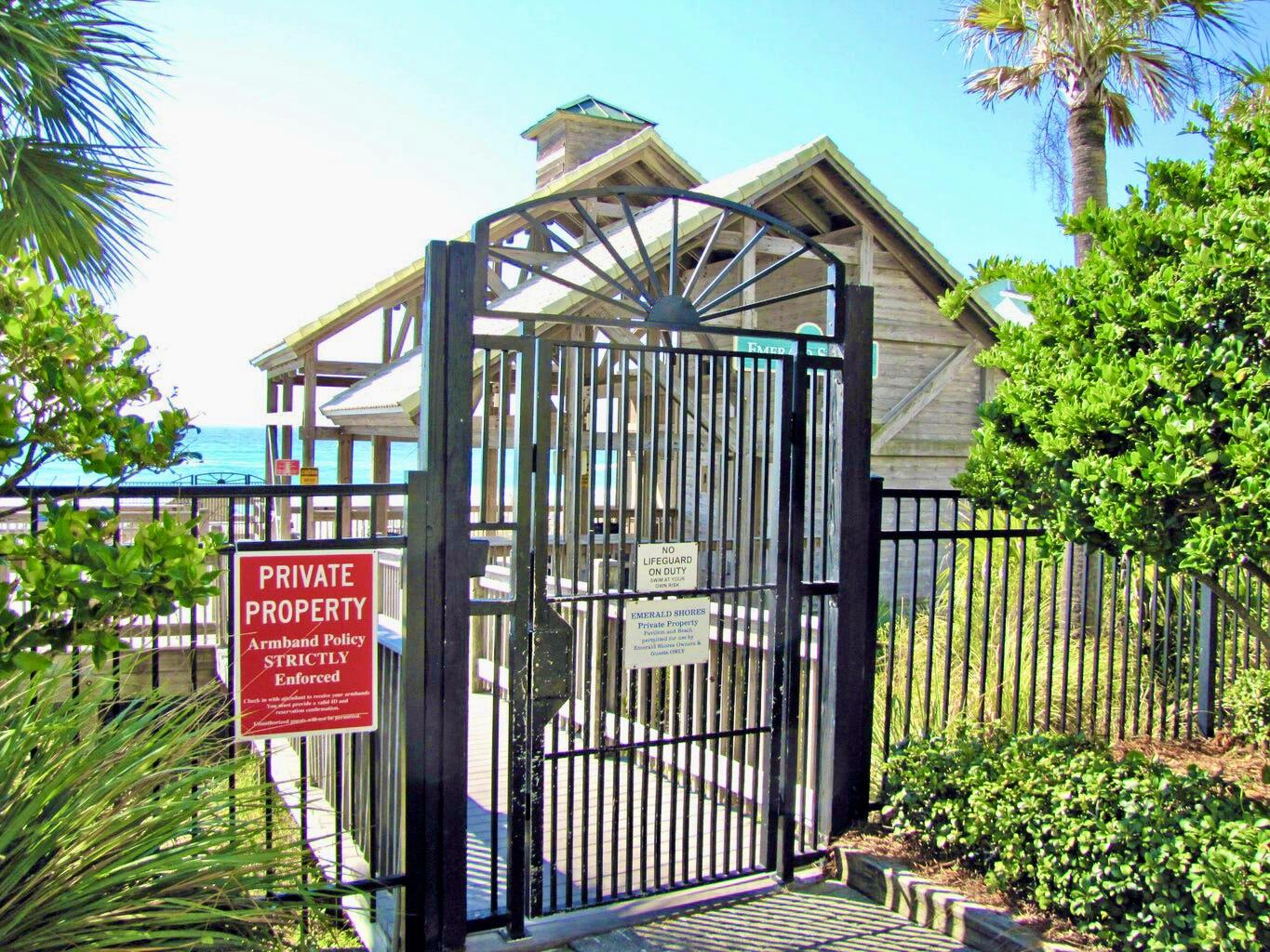 EMERALD SHORES - Residential