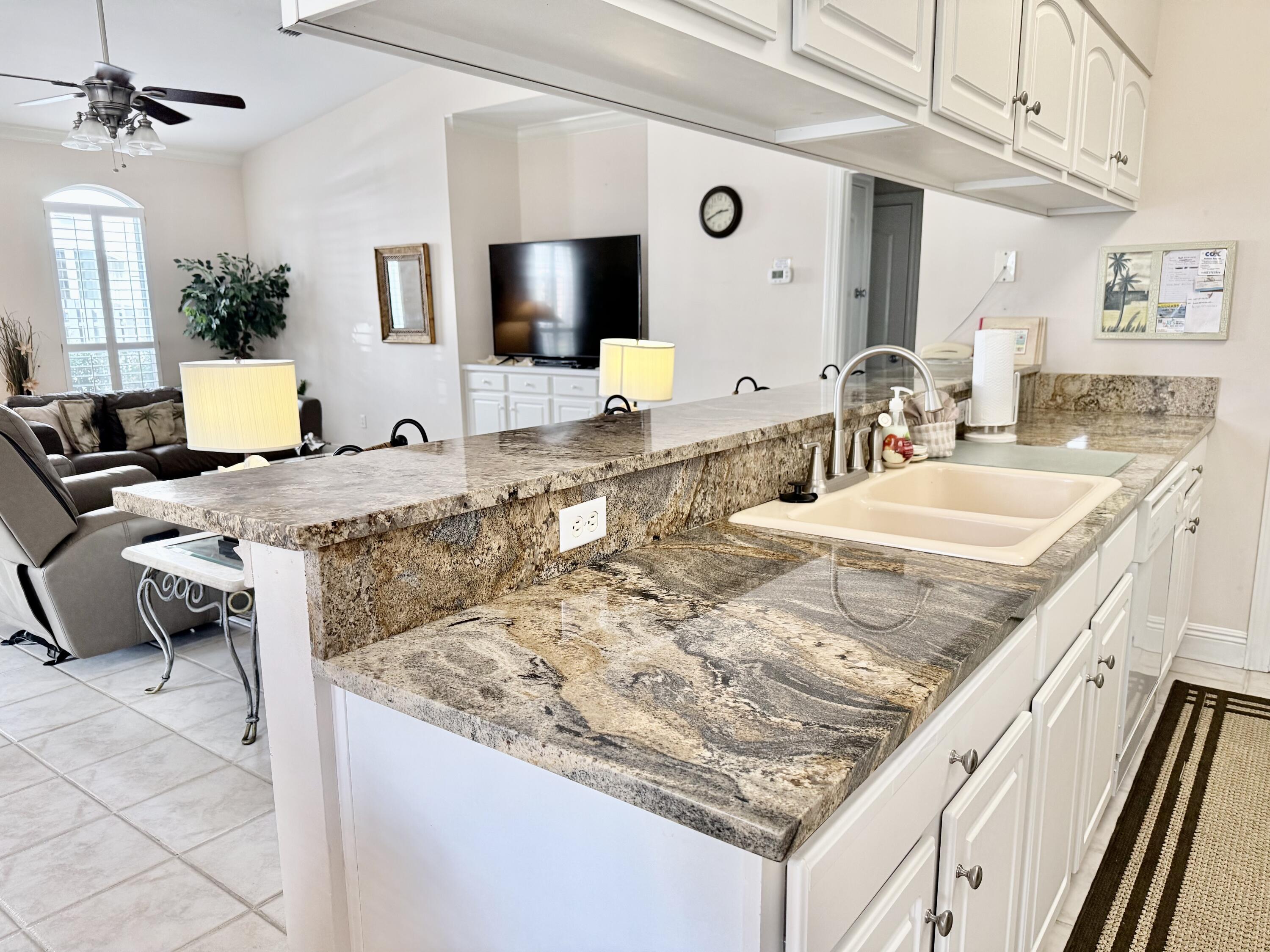 EMERALD SHORES - Residential
