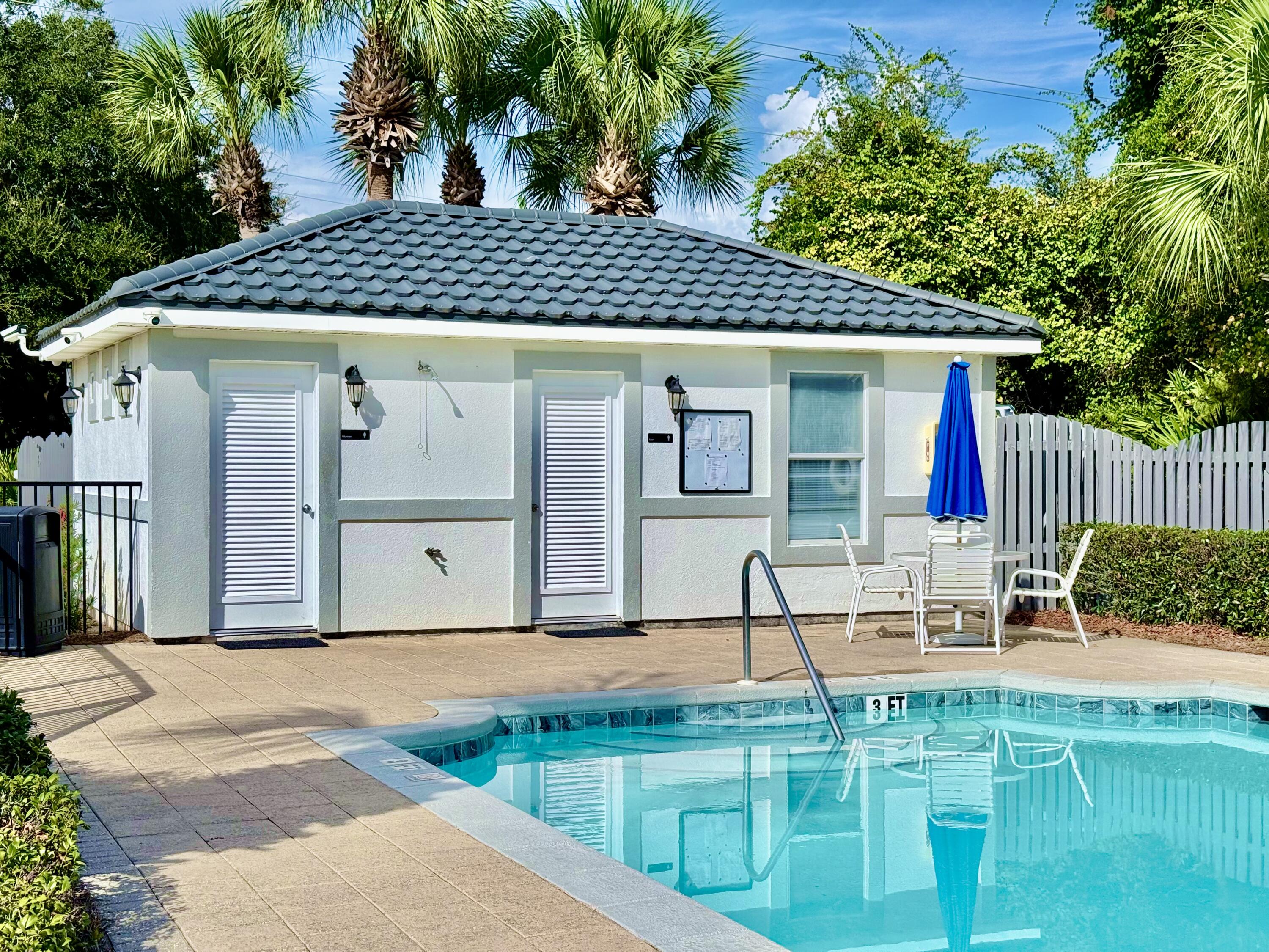 EMERALD SHORES - Residential