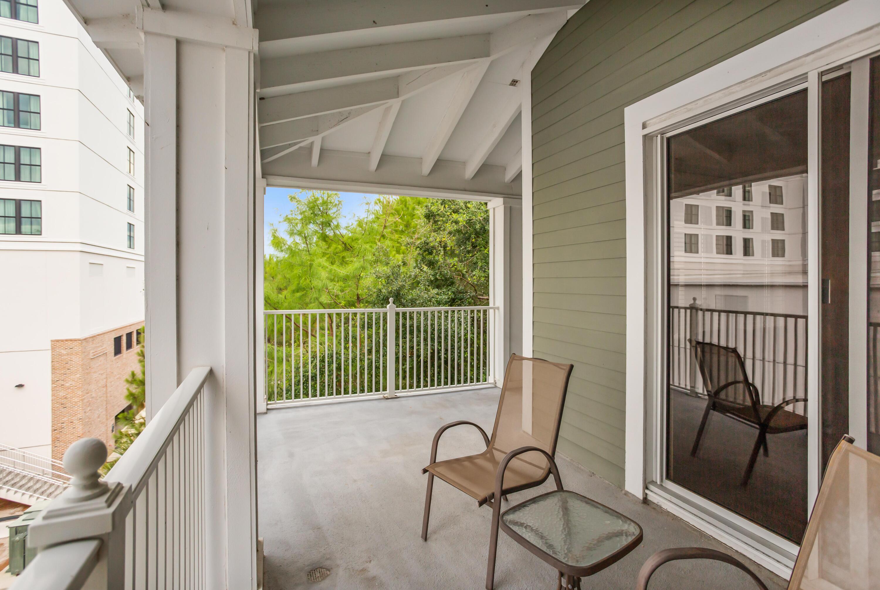 PILOT HOUSE - Residential