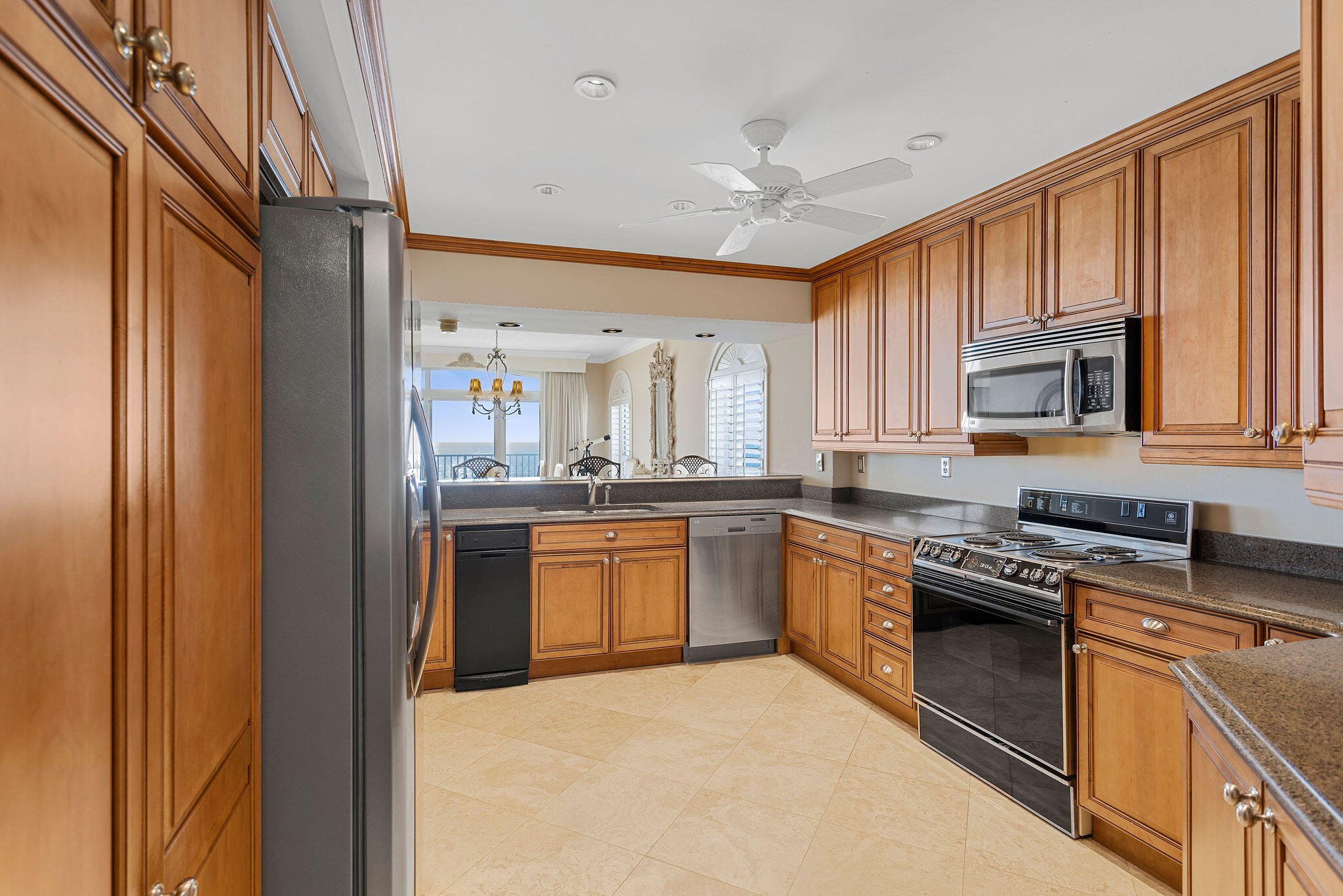 WHITE CLIFFS CONDO - Residential