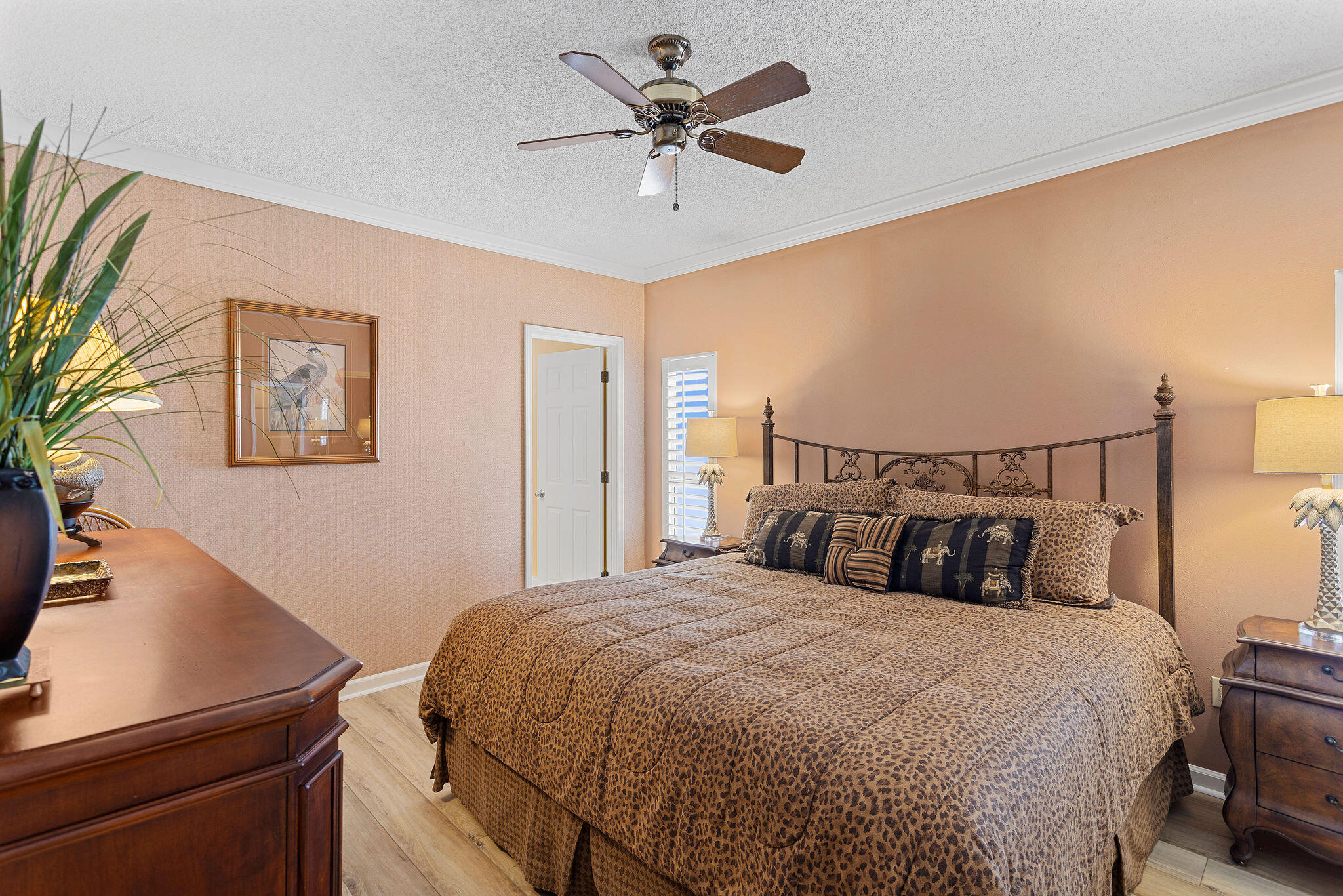 WHITE CLIFFS CONDO - Residential