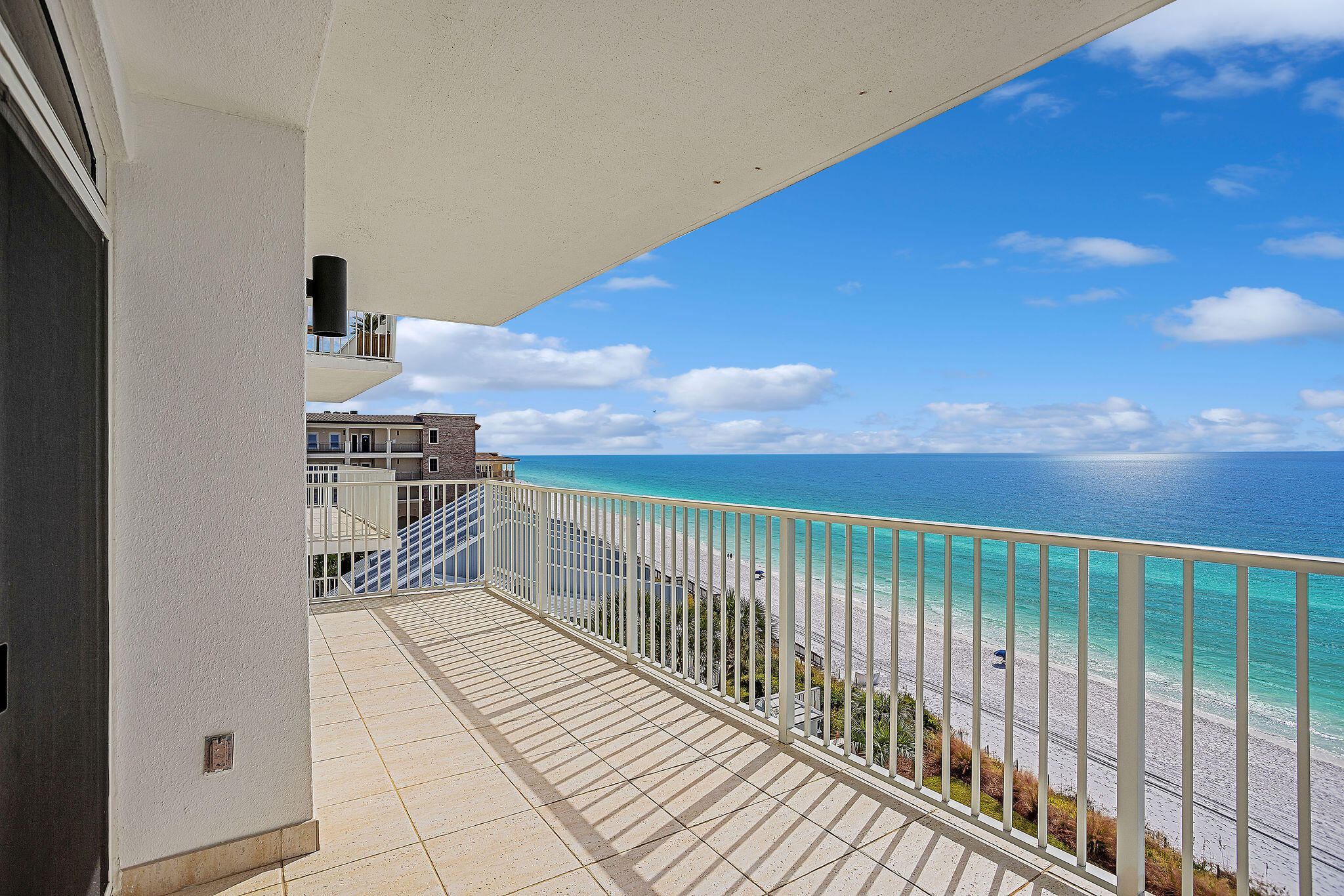 WHITE CLIFFS CONDO - Residential