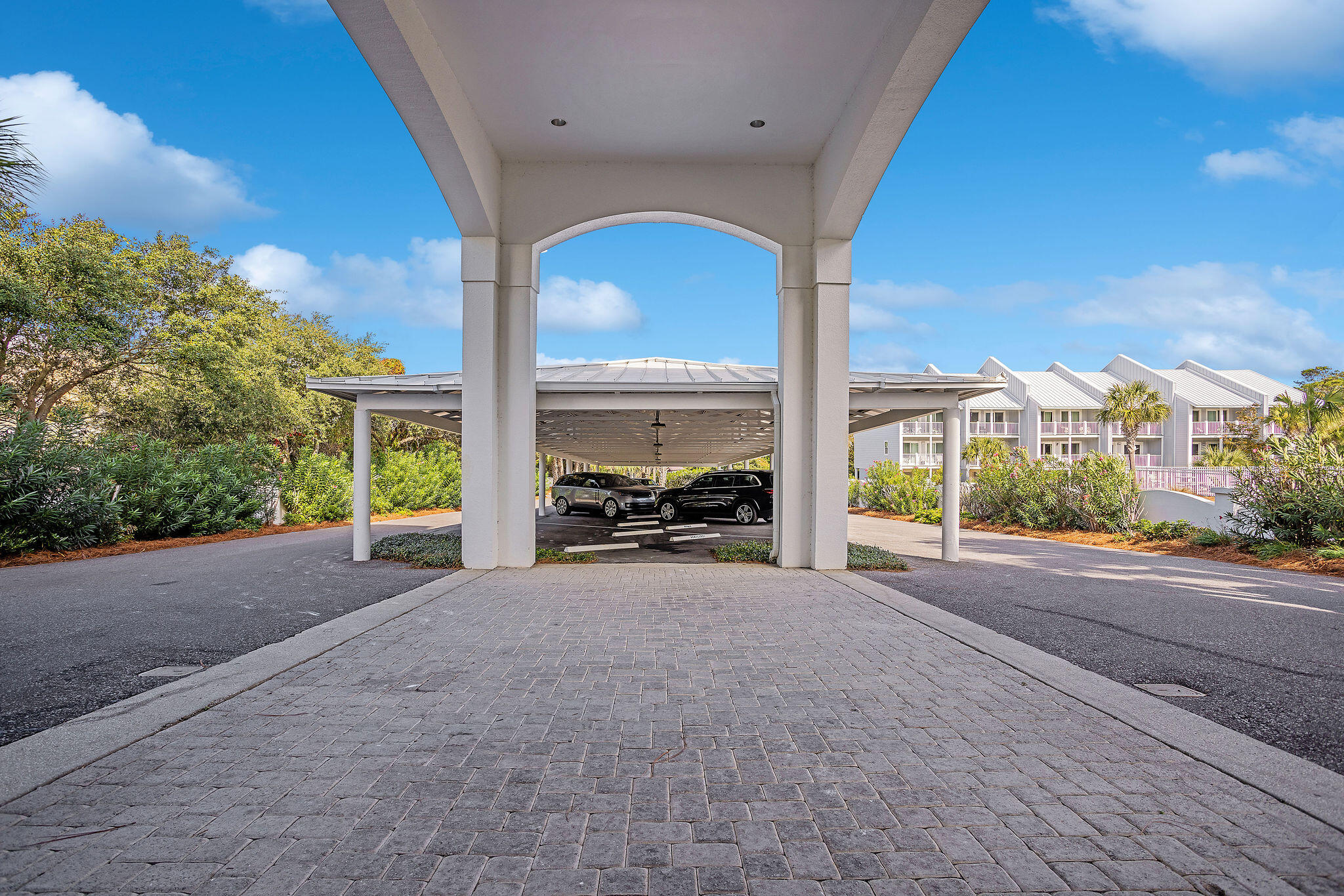 WHITE CLIFFS CONDO - Residential