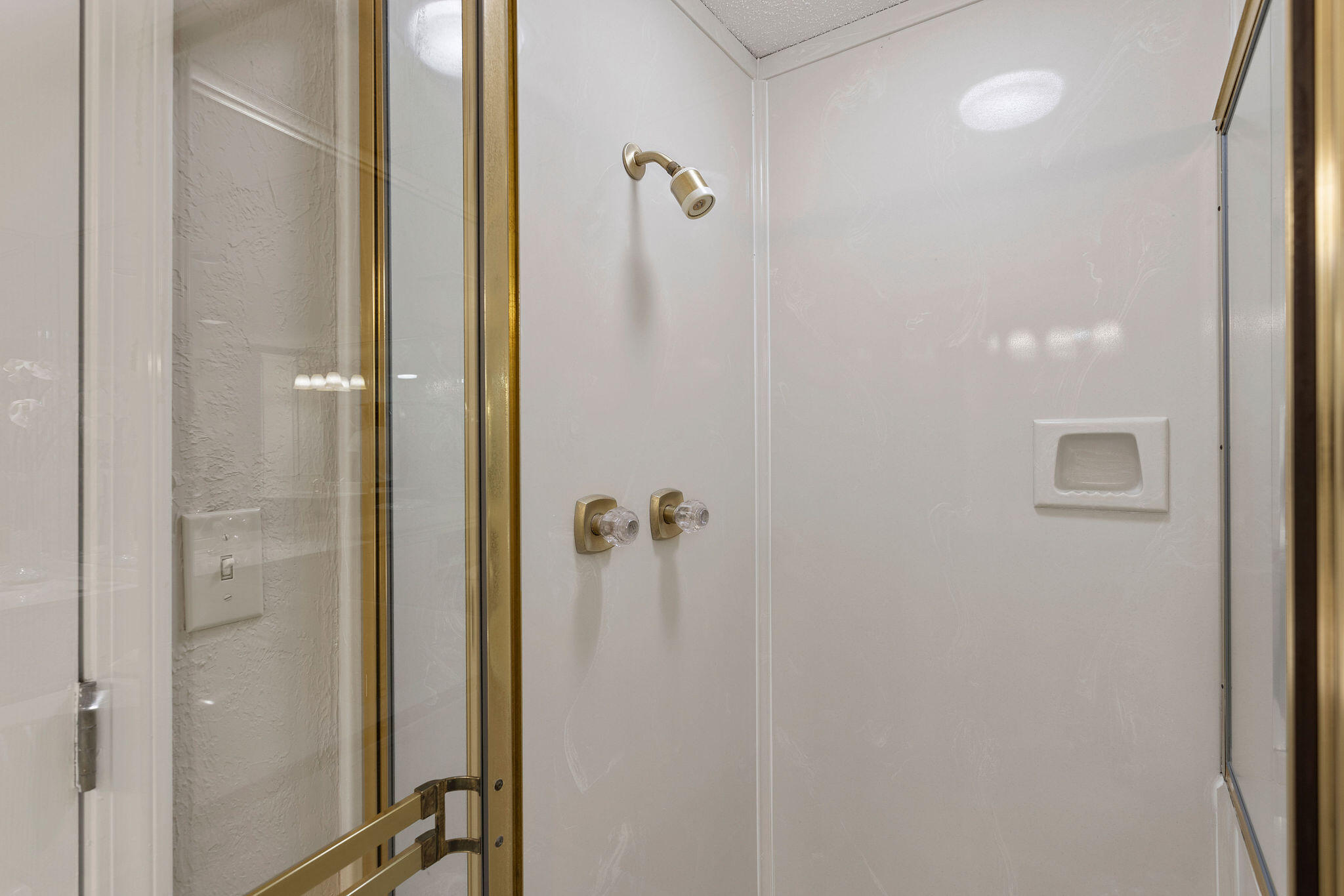 WHITE CLIFFS CONDO - Residential