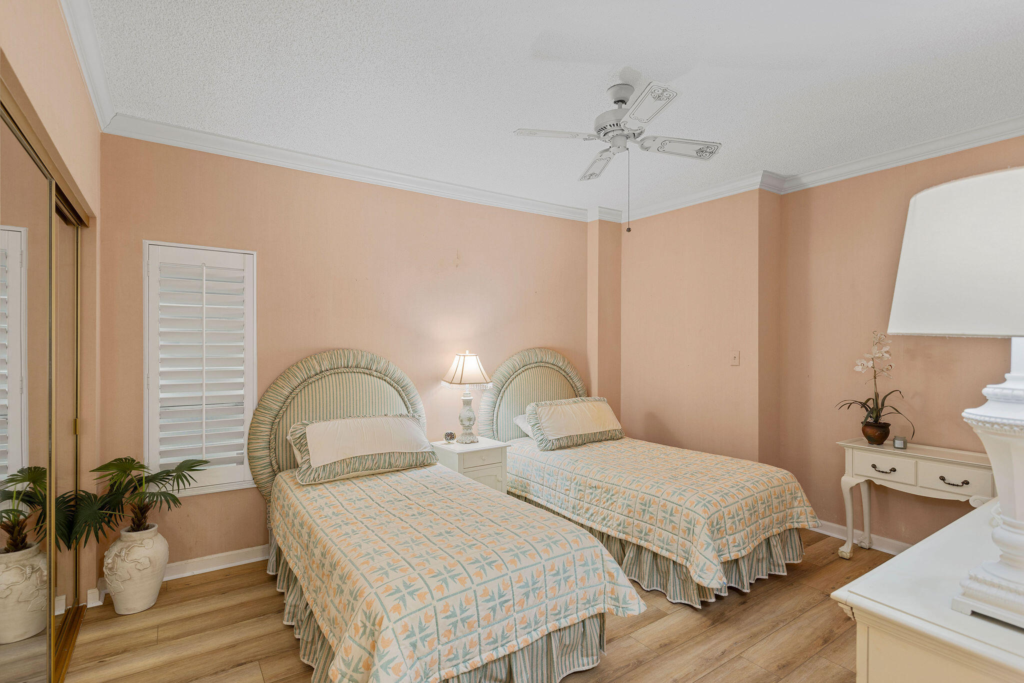 WHITE CLIFFS CONDO - Residential