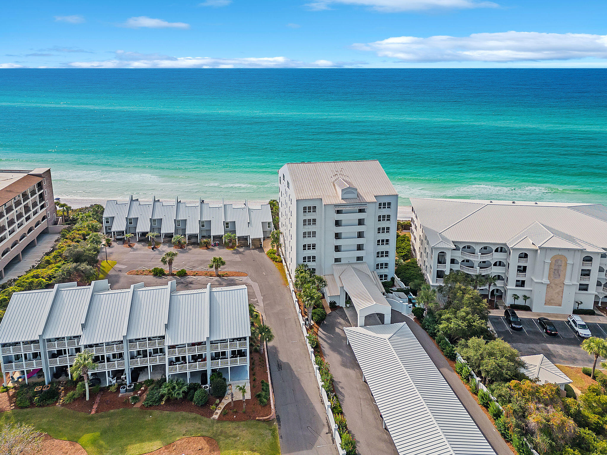 WHITE CLIFFS CONDO - Residential