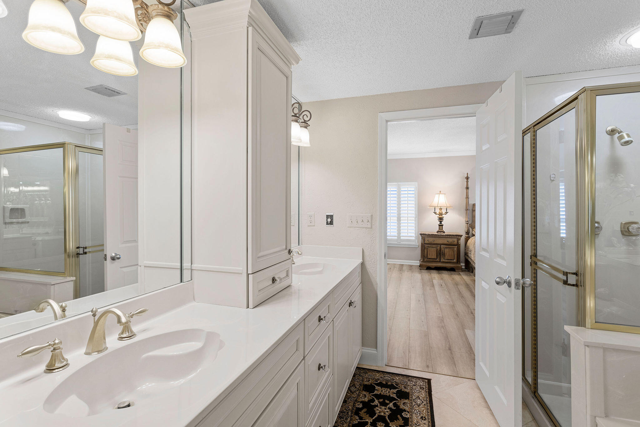 WHITE CLIFFS CONDO - Residential
