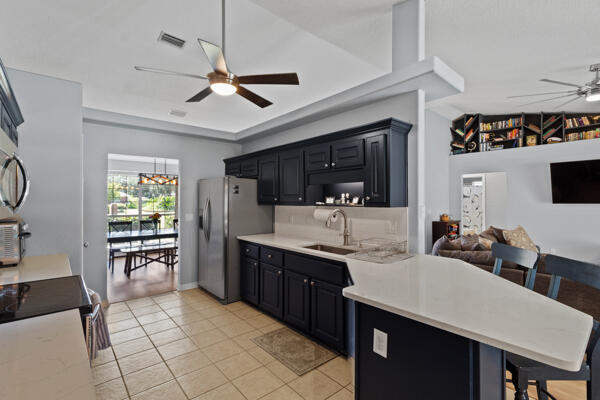 HOLLEY BY THE SEA - Residential