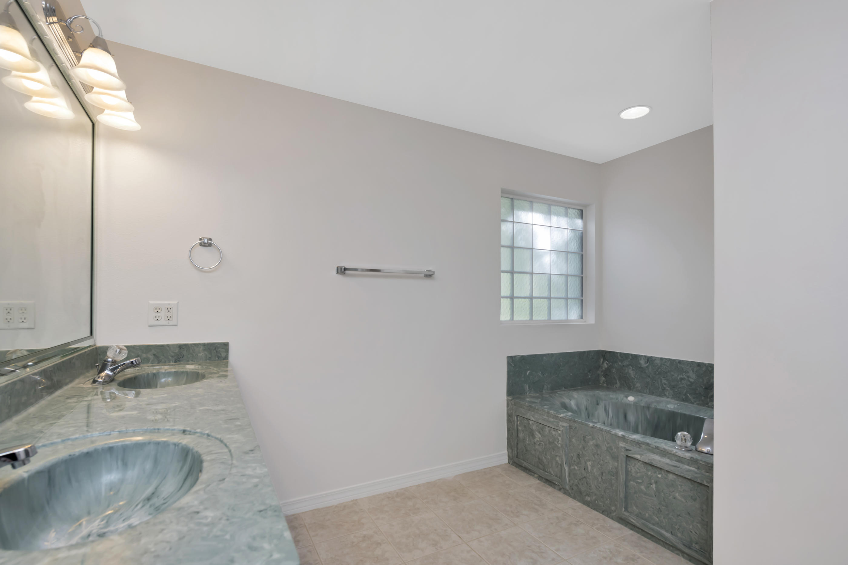 FAIRWOOD PH 1 - Residential