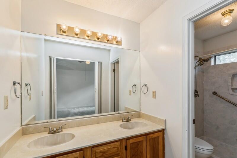 NICEVILLE CREEK SIDE (222202.00) - Residential